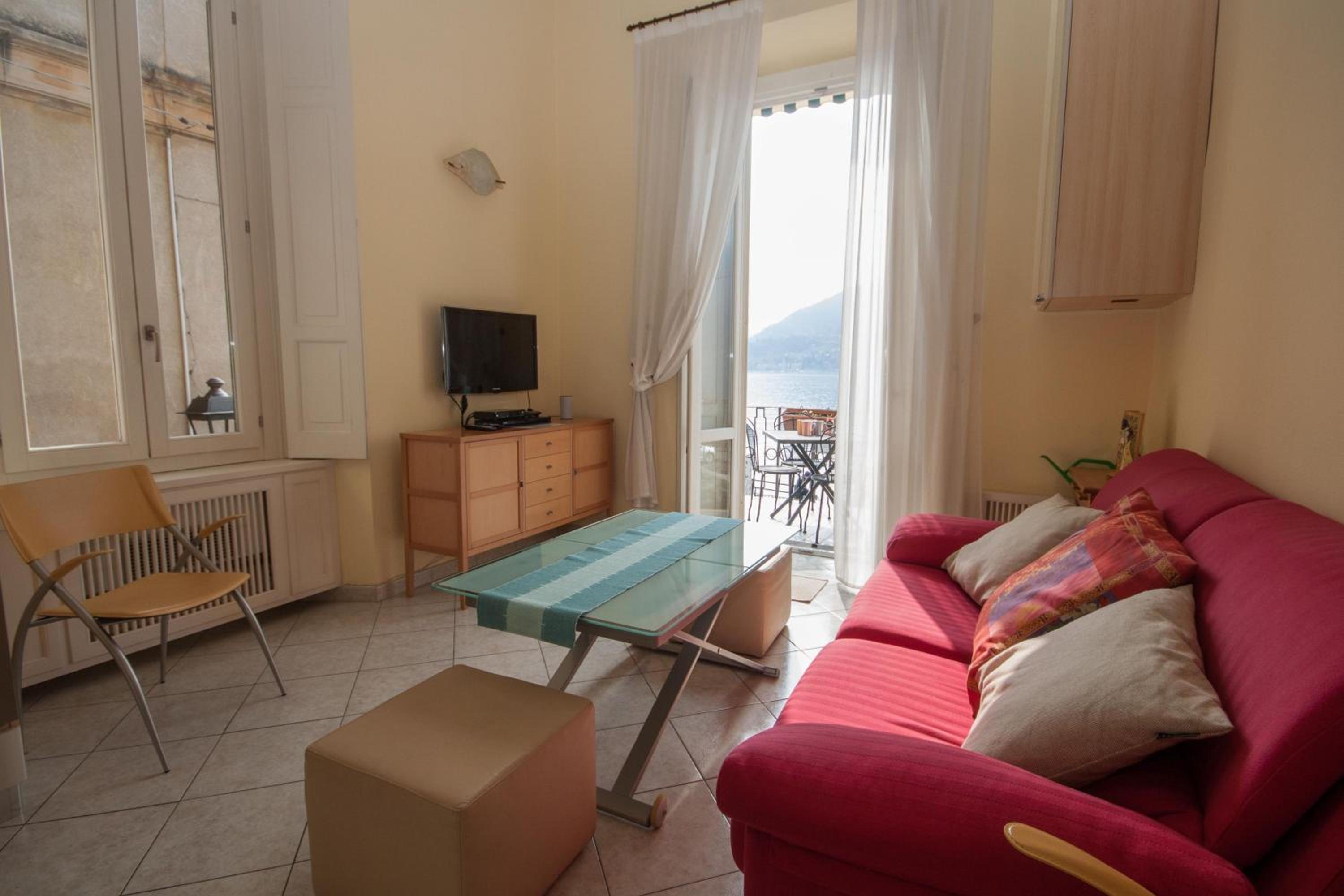Tremezzo Bella Vista by LoveComo view 4
