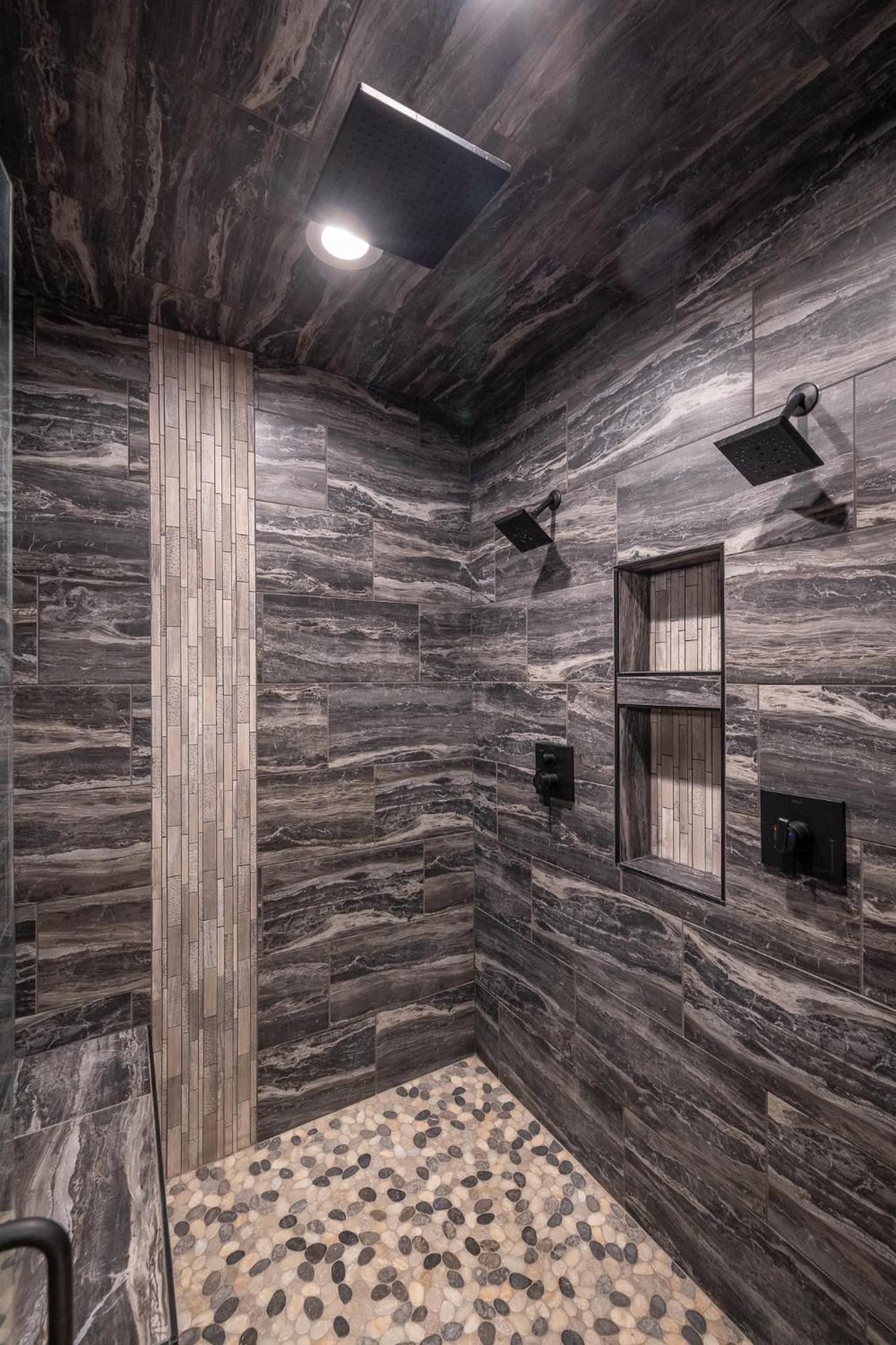 Black Hills Barndo--Game Room, Massage Chair & Hot Tub view 5