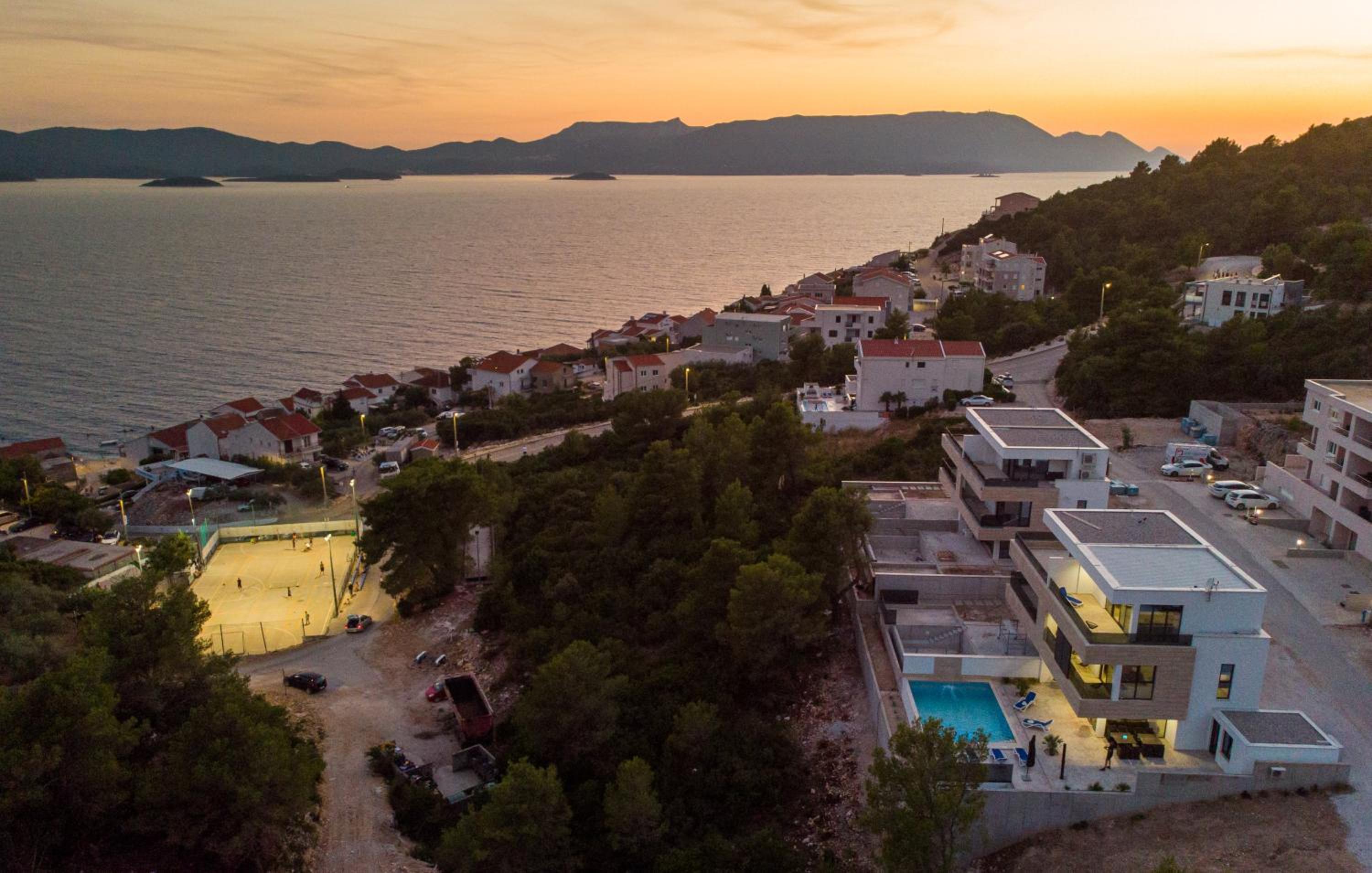 Villa Adria View Exklusive Villa am Meer mit Pool und BBQ für 8 Personen