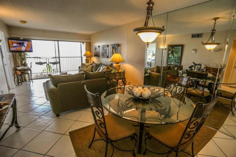 Windward Point 309
