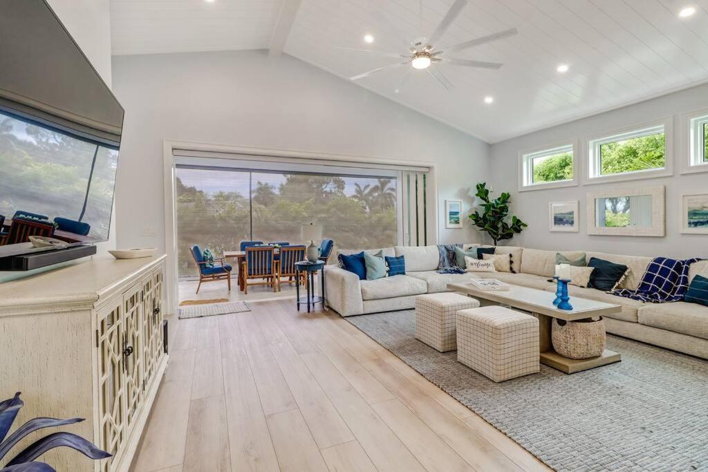 Coastal Cove By Boutiq view 2