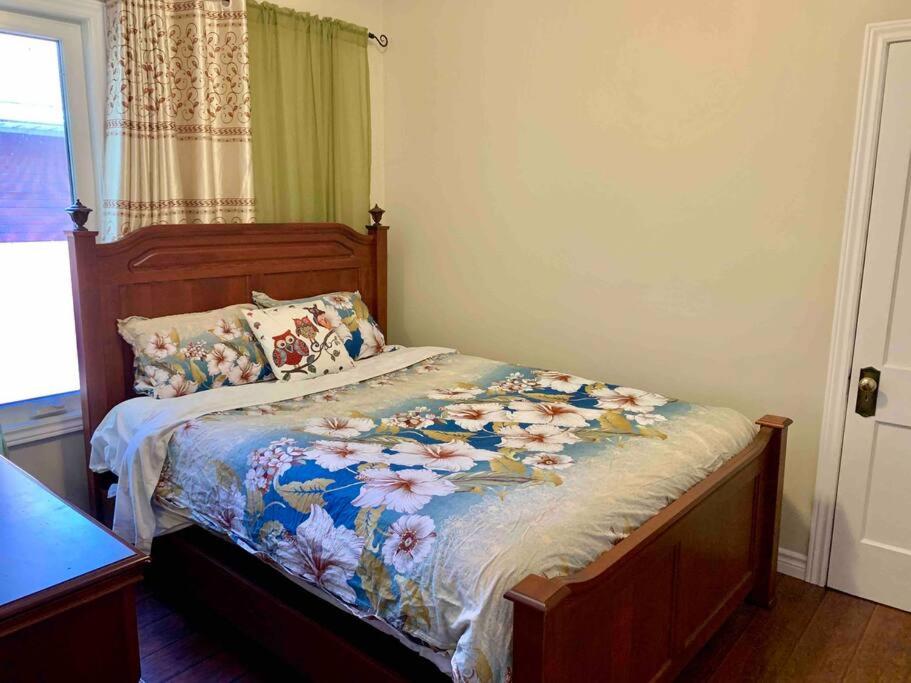 New & Cozy Niagara Getaway. 7 mins from the Falls