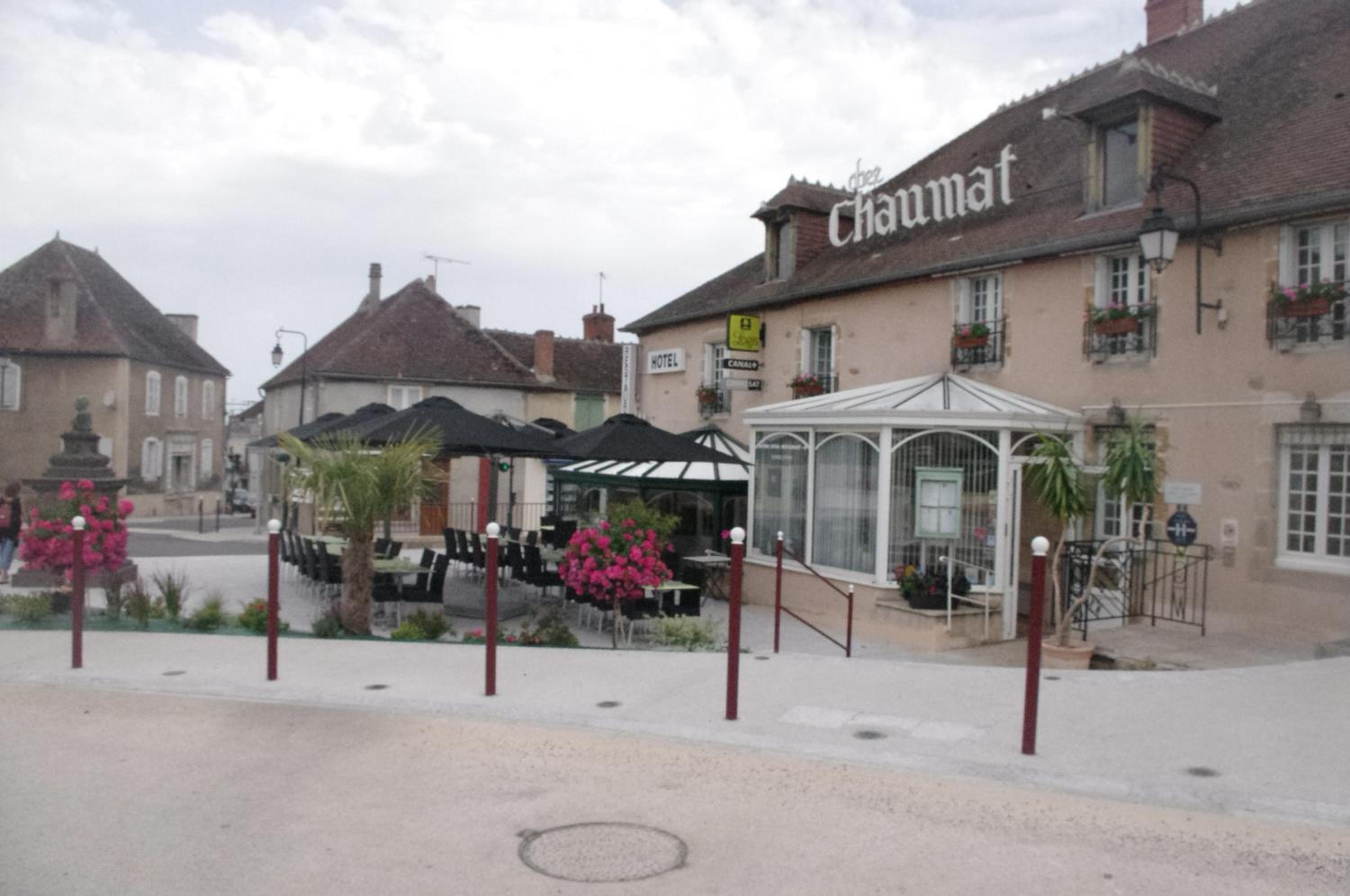 restaurant