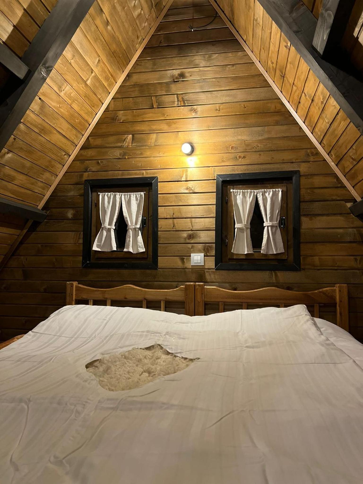 Vikendica Aview