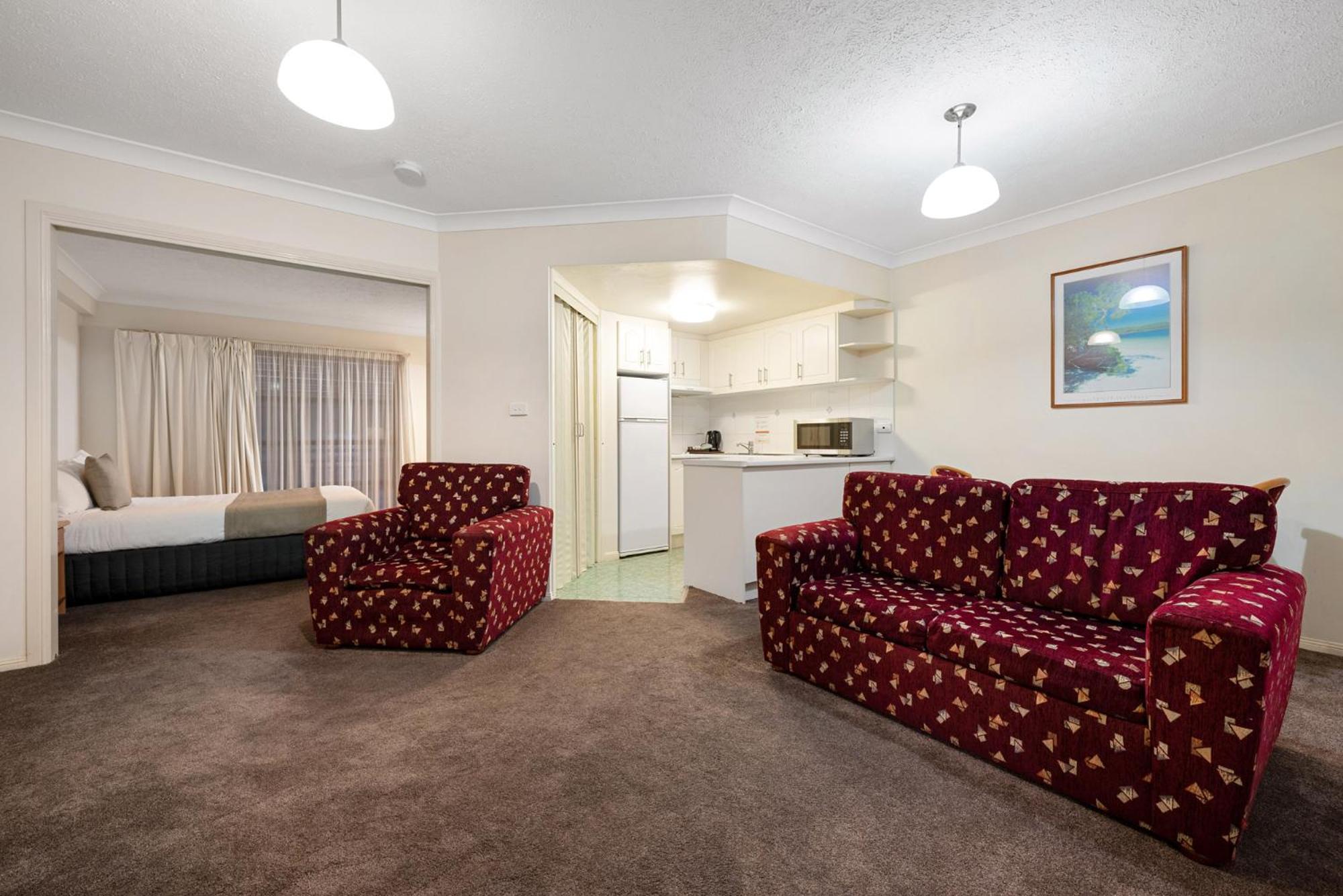 Pegasus Motor Inn and Serviced Apartments