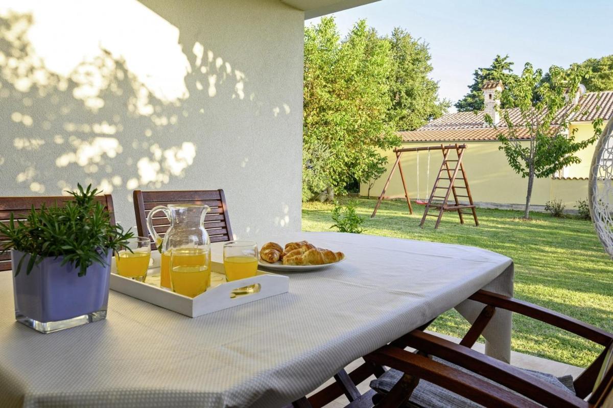 Bojana in Ližnjan (Haus für 4-5 Personen)
