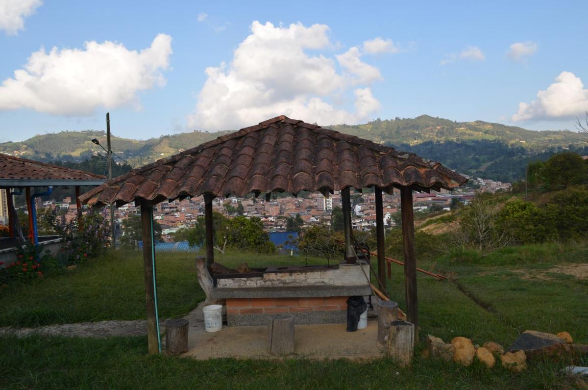Akasha Encuentro Finca cerca a Medellín.