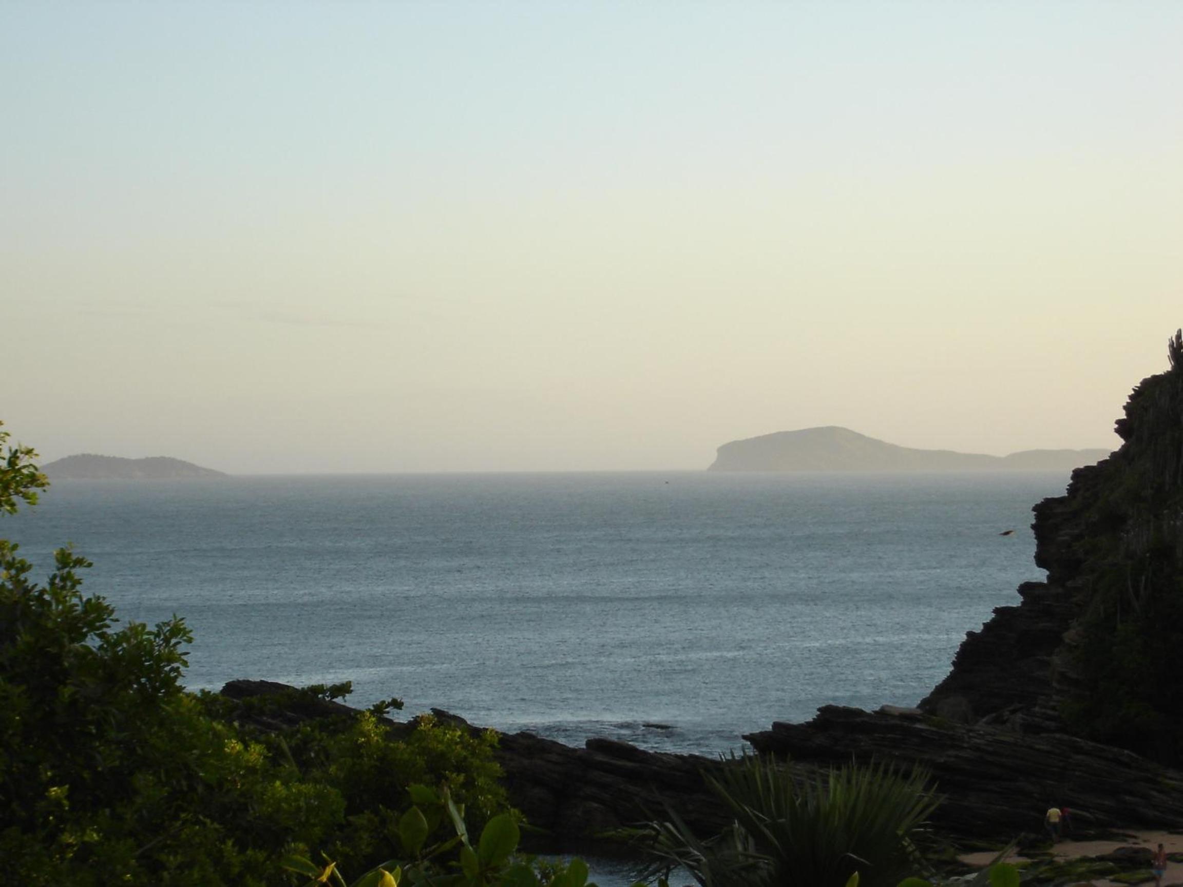 Praia da Ferradurinha Guest House