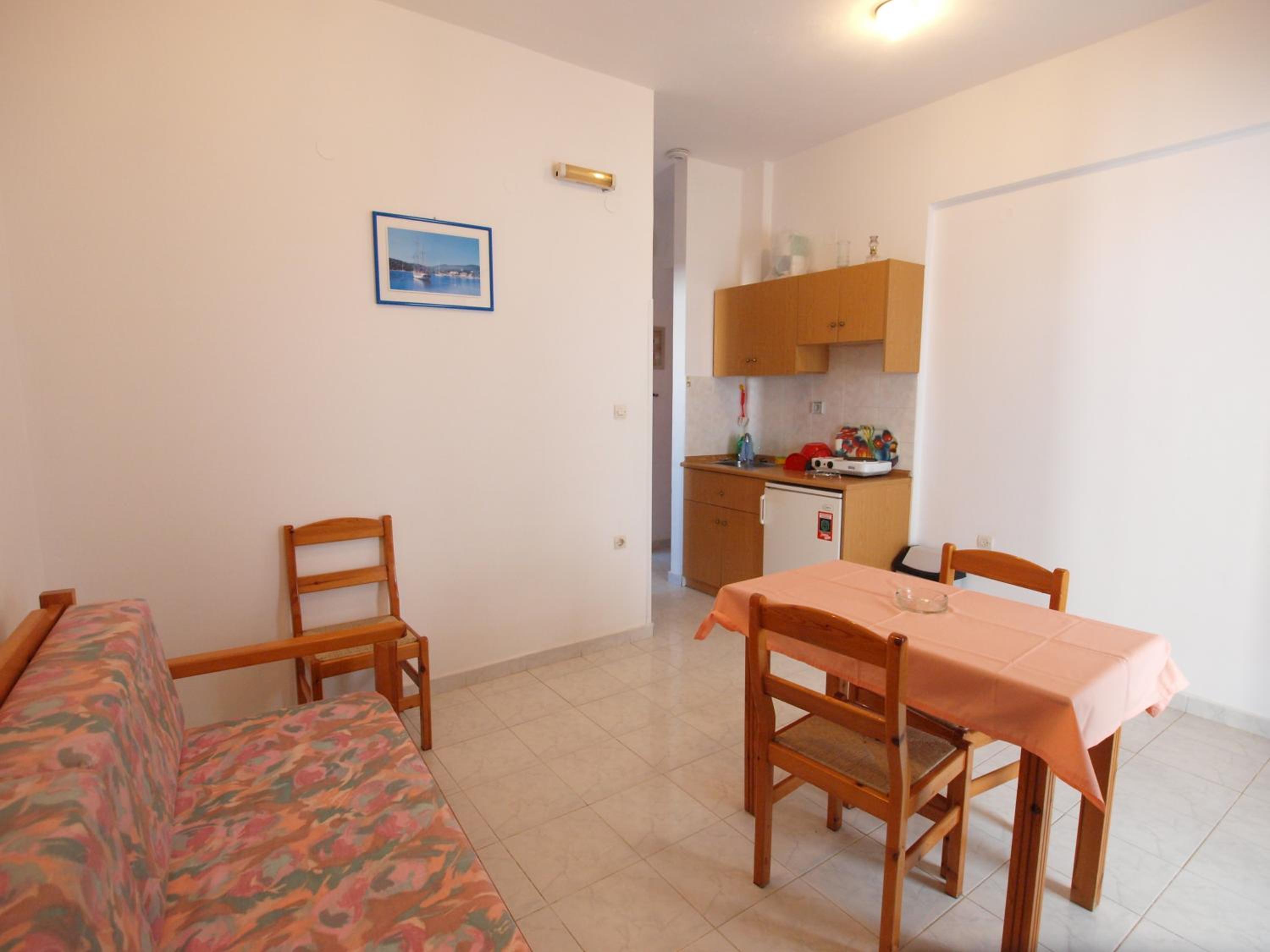 Irini Apartments photo 3