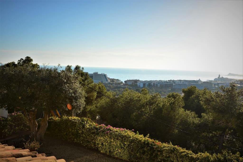 Villa Sitges Julia Vista Espectacular 2 k m s de la Playa Comoda & Area Tranquila Amplitud interior y plana view 4