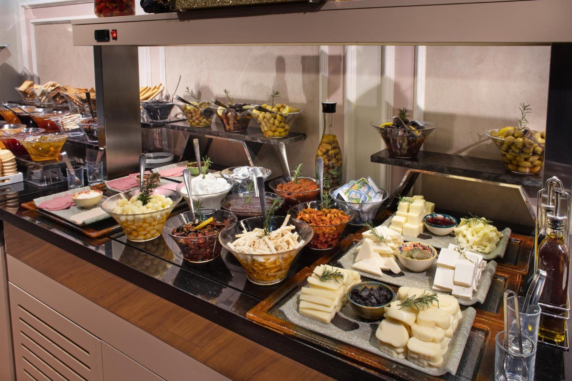 The Time Hotel Marina becomes The Time Otel Marina. - Image 23