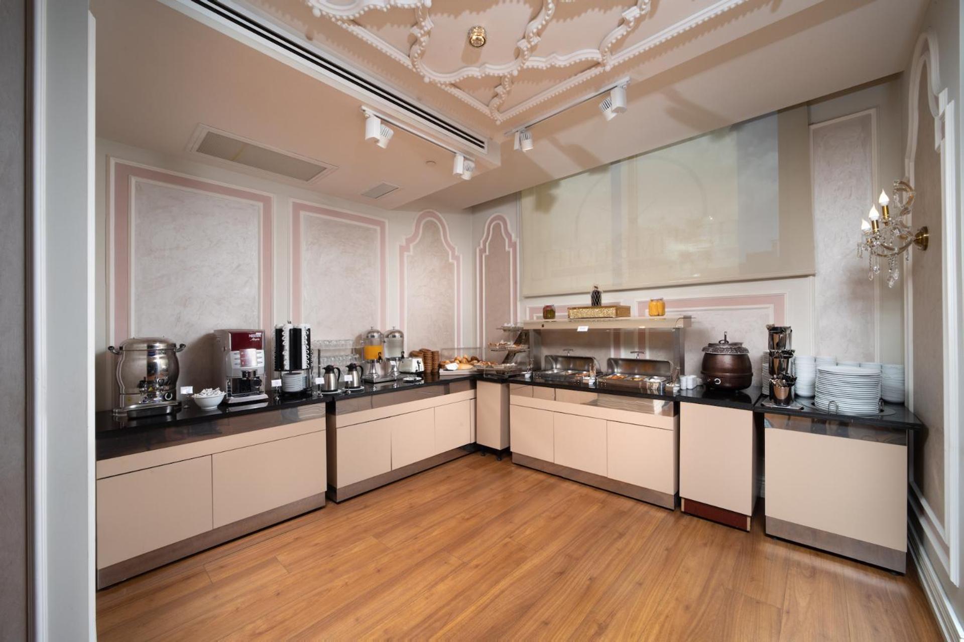 The Time Hotel Marina becomes The Time Otel Marina. - Image 28