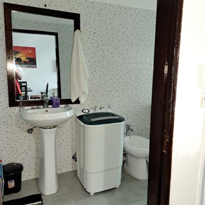 Cosy apartment in Malindi beach view 4