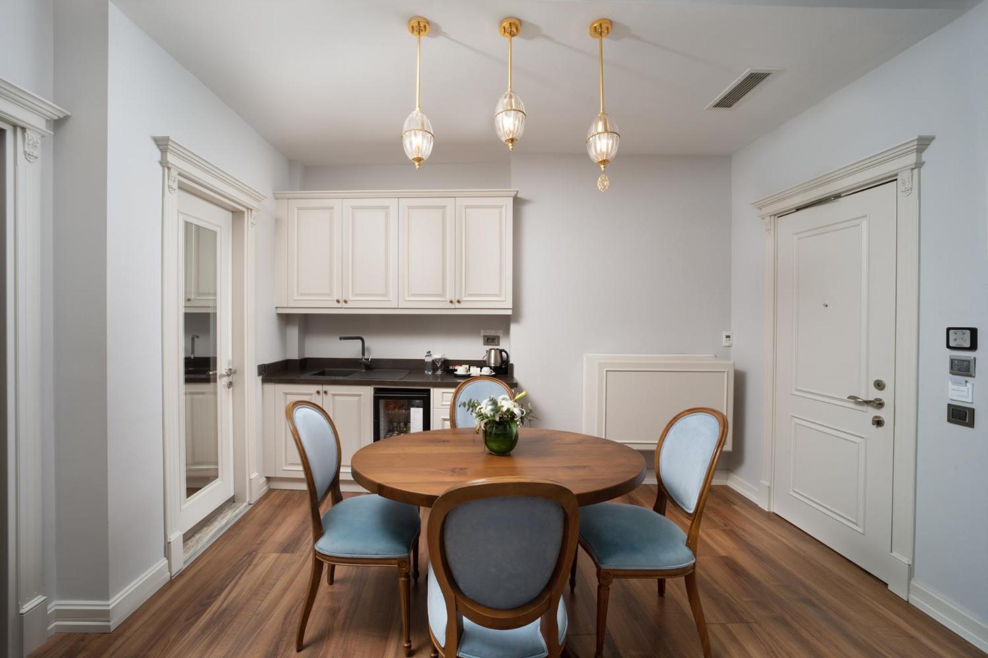 The Time Hotel Marina becomes The Time Otel Marina. - Image 72