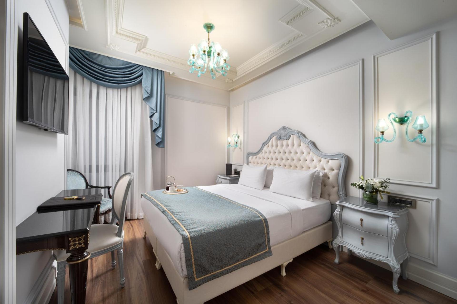 The Time Hotel Marina becomes The Time Otel Marina. - Image 78