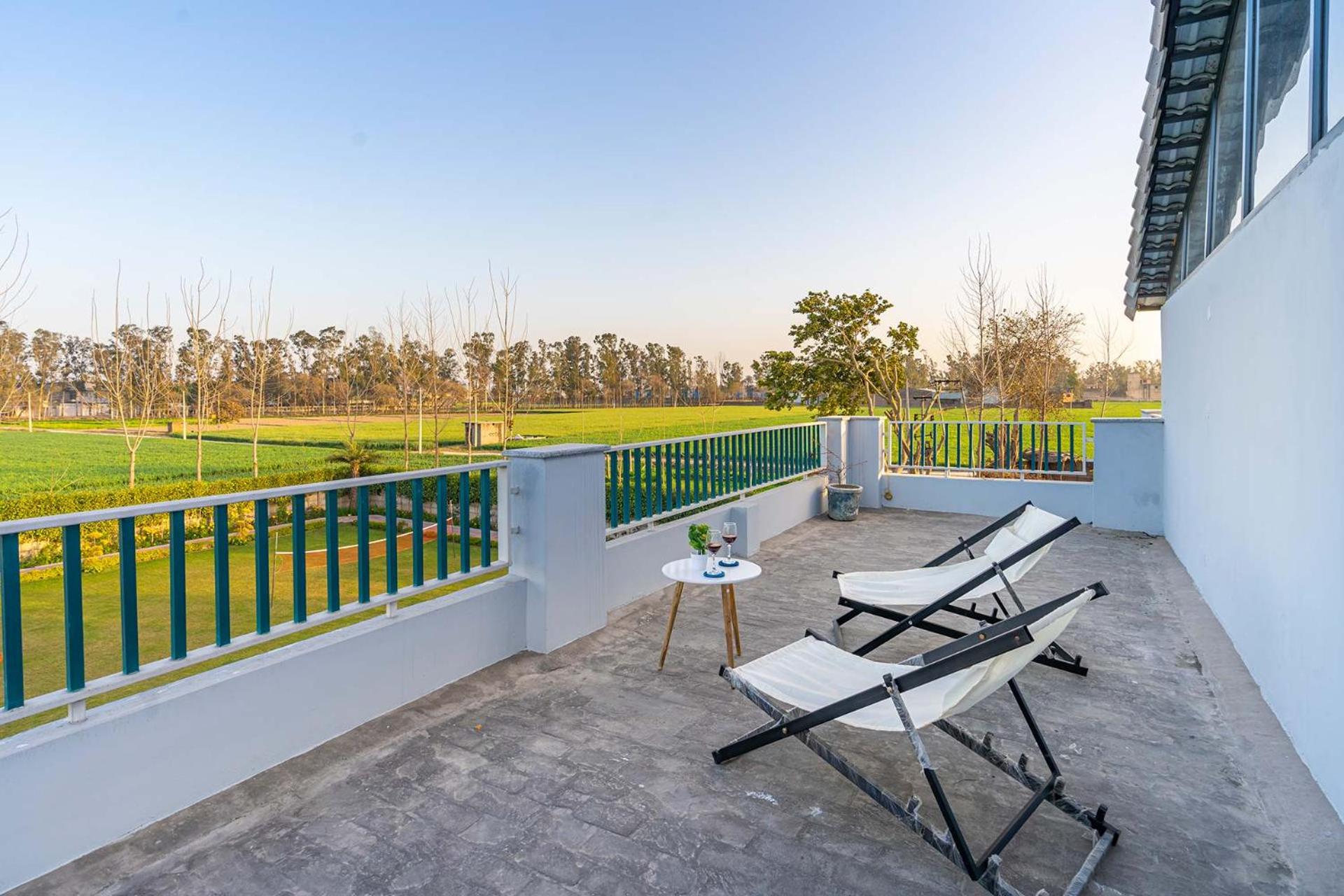 StayVista at Colour Bloom - Luxury Farm Stay, Karnal