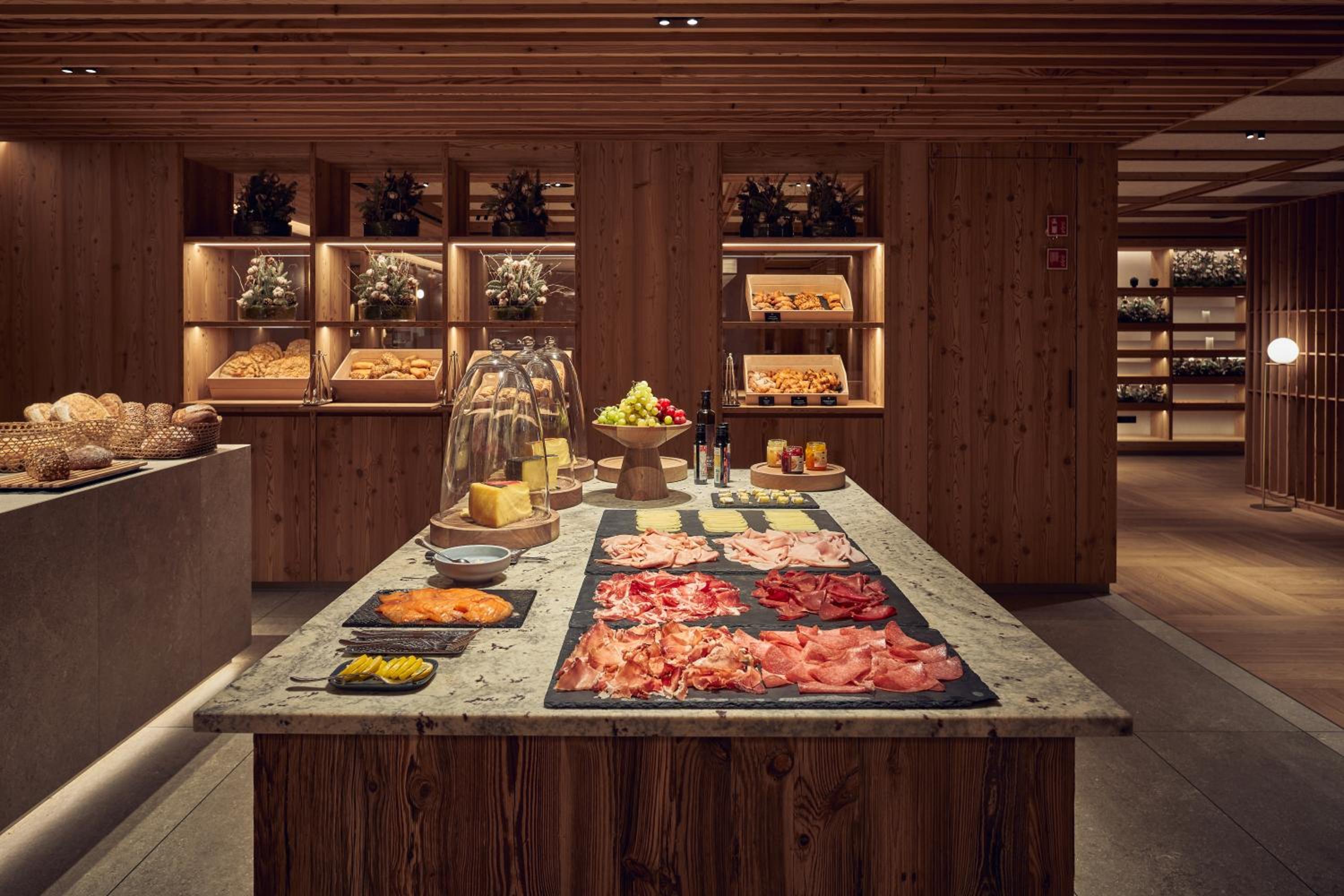 Falkensteiner Hotel Kronplatz - The Leading Hotels of the World — 14