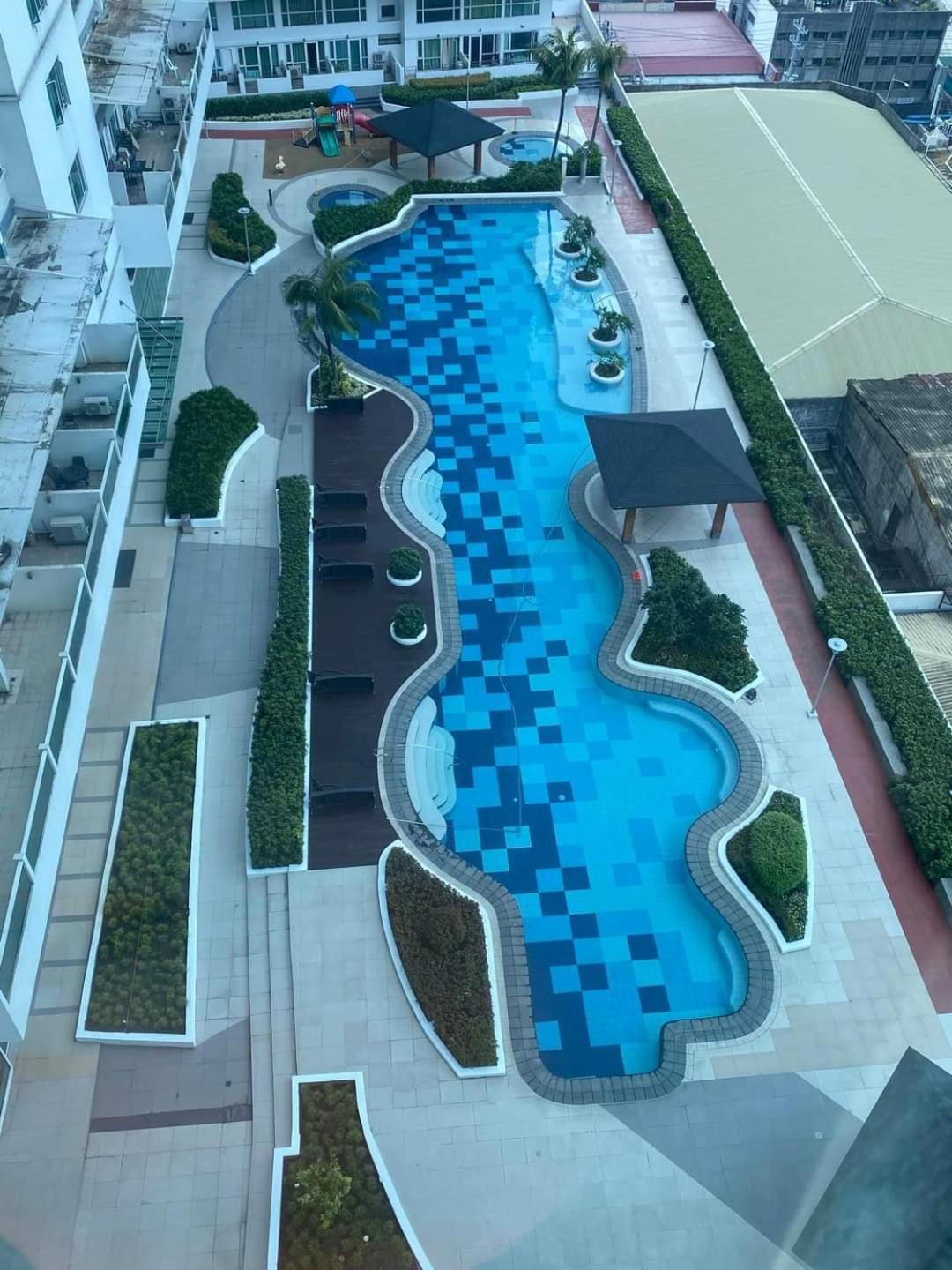 Family size Staycation in Makati with new year's firework balcony view