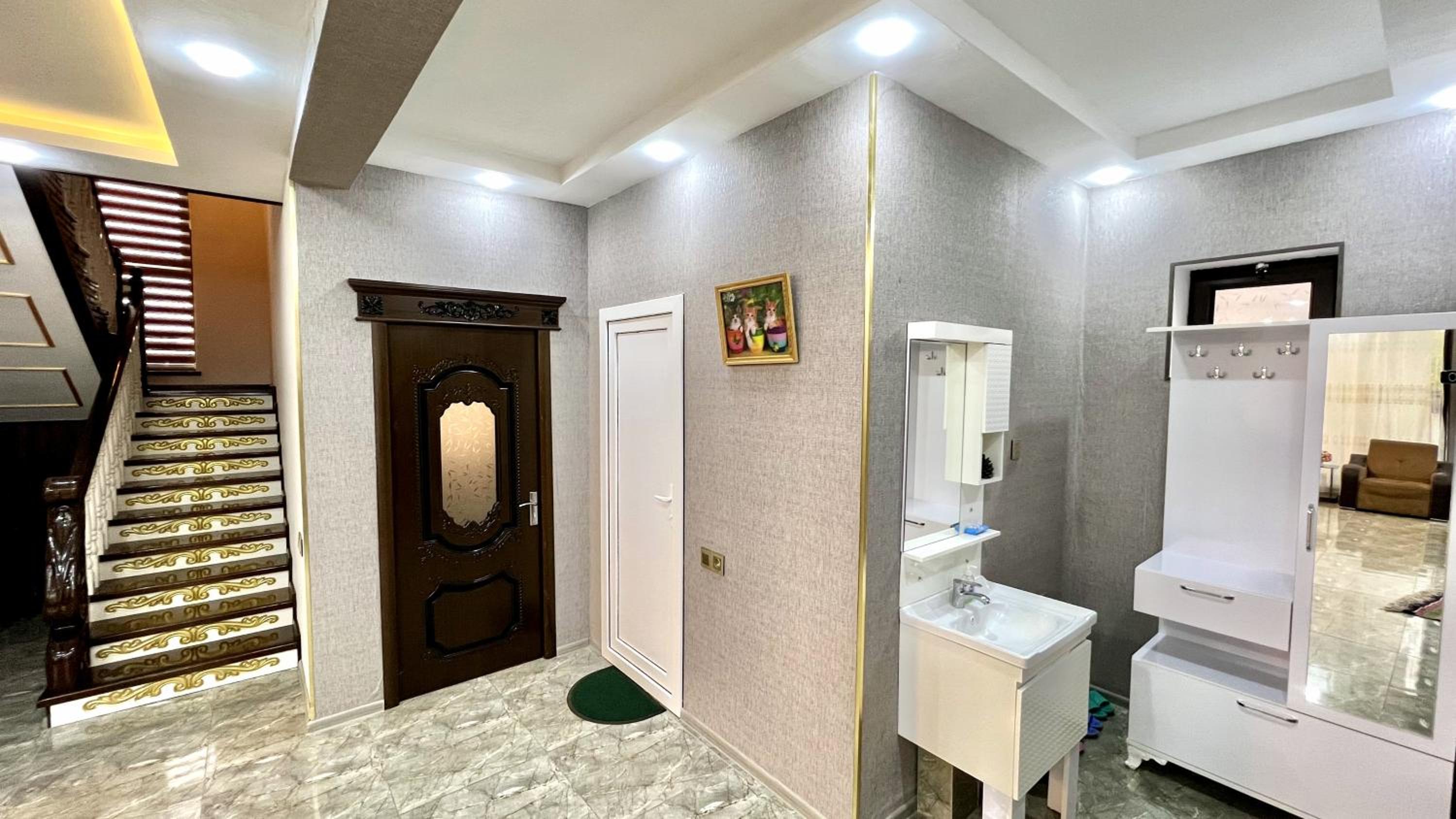 Gabala lux house