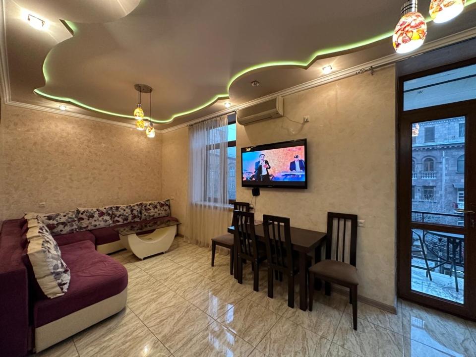 Amiryan street, 1 bedroom Modern apartment AM102