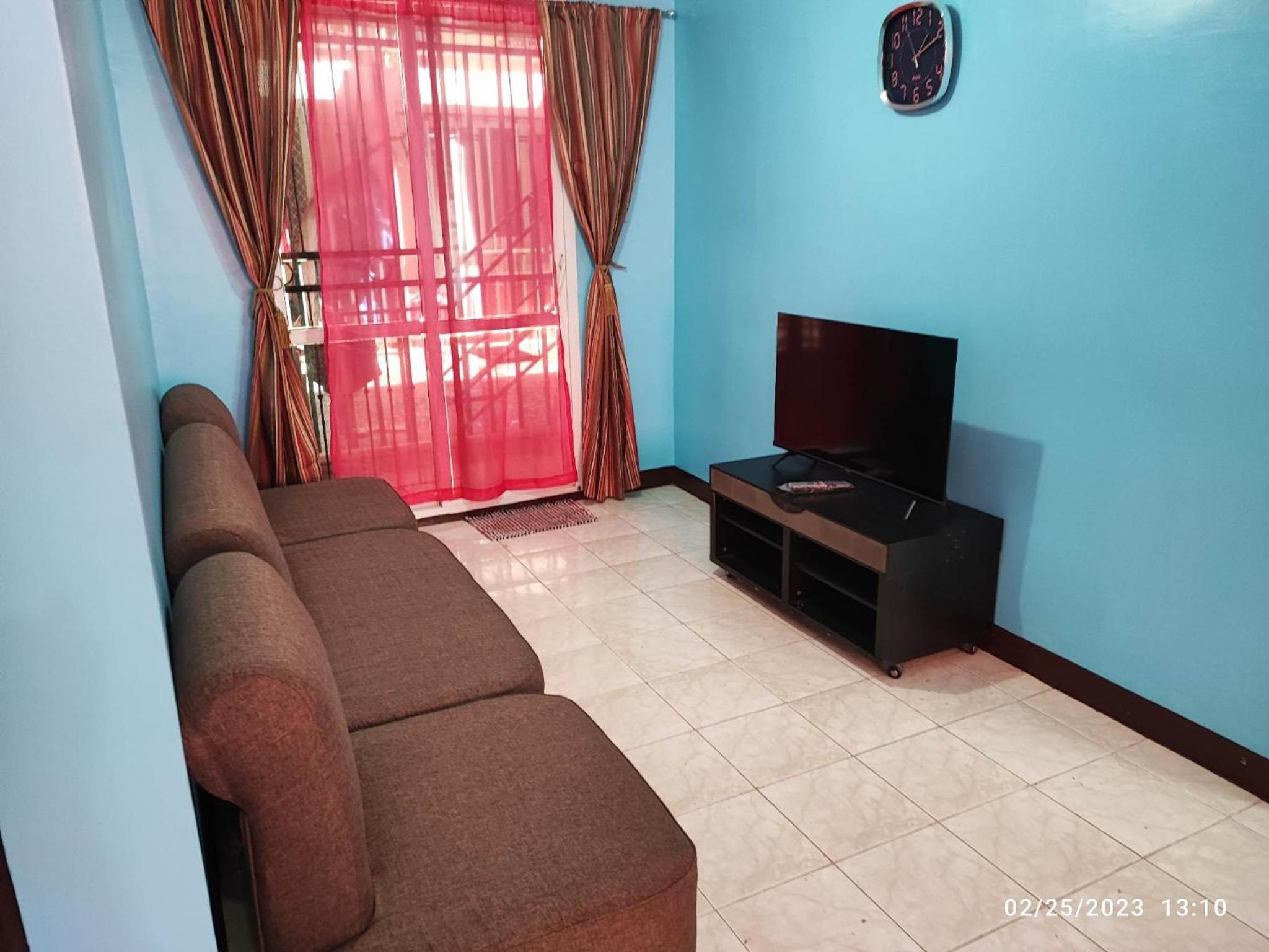 Maverick's 3 Bedroom Fully Furnished Condo view 5