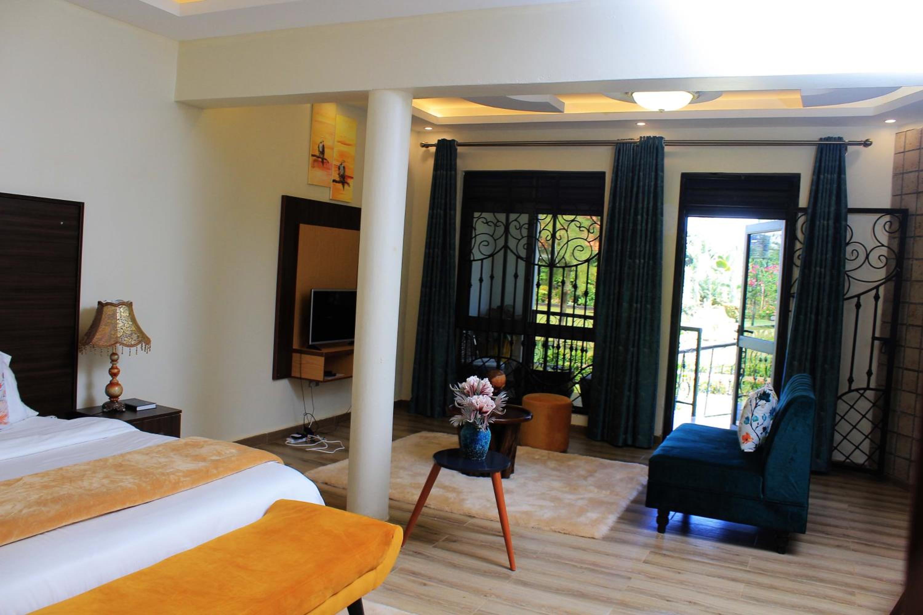 Photo 44