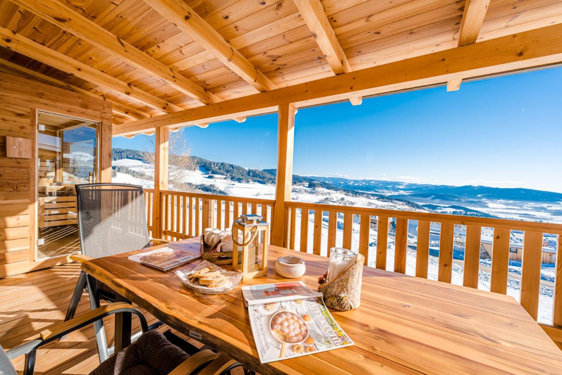Hochleben-Chalets am Erlebnisbauernhof Steinerhof view 2