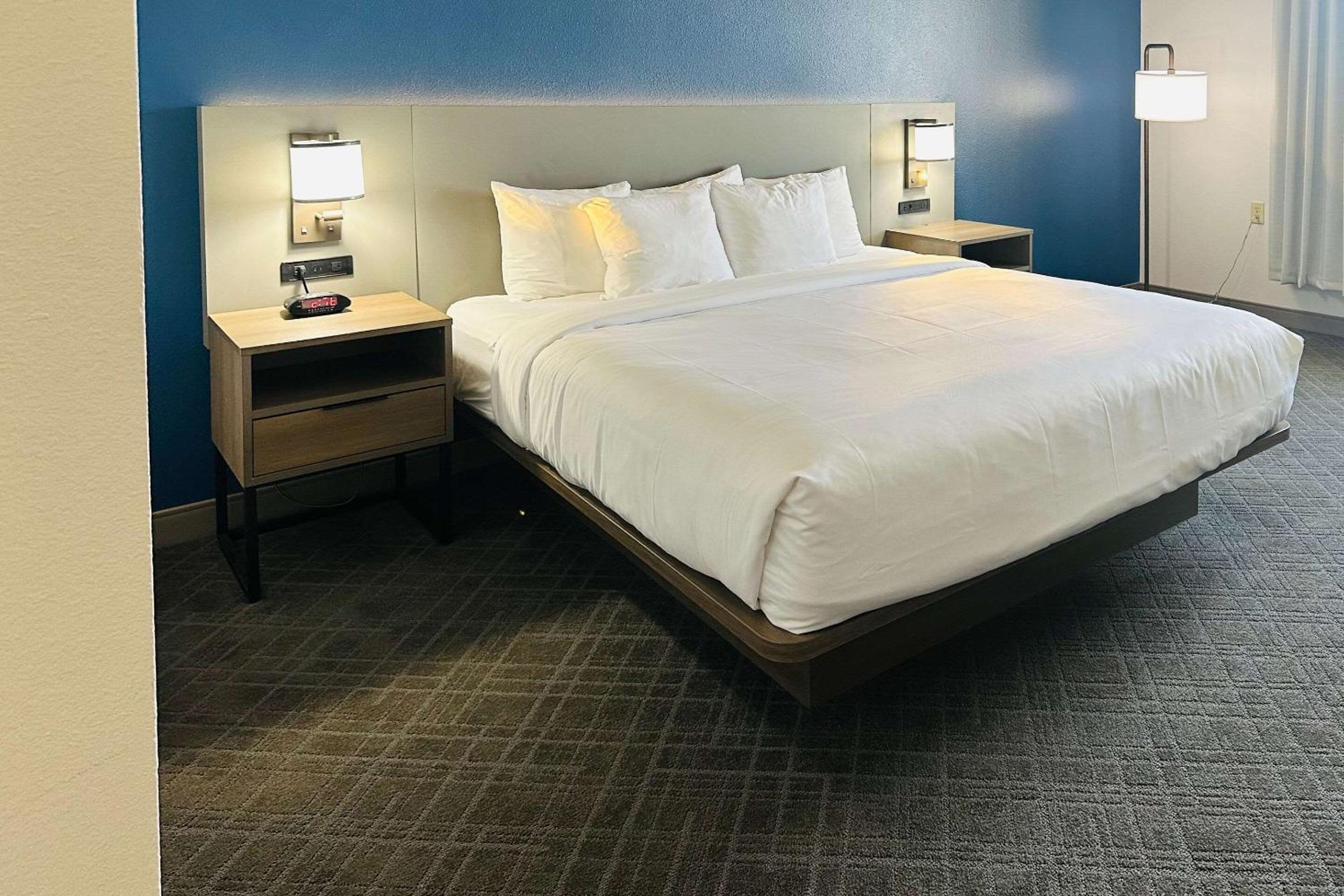 Greenville Vacations - Comfort Inn  Suites Wylie - Property Image 3