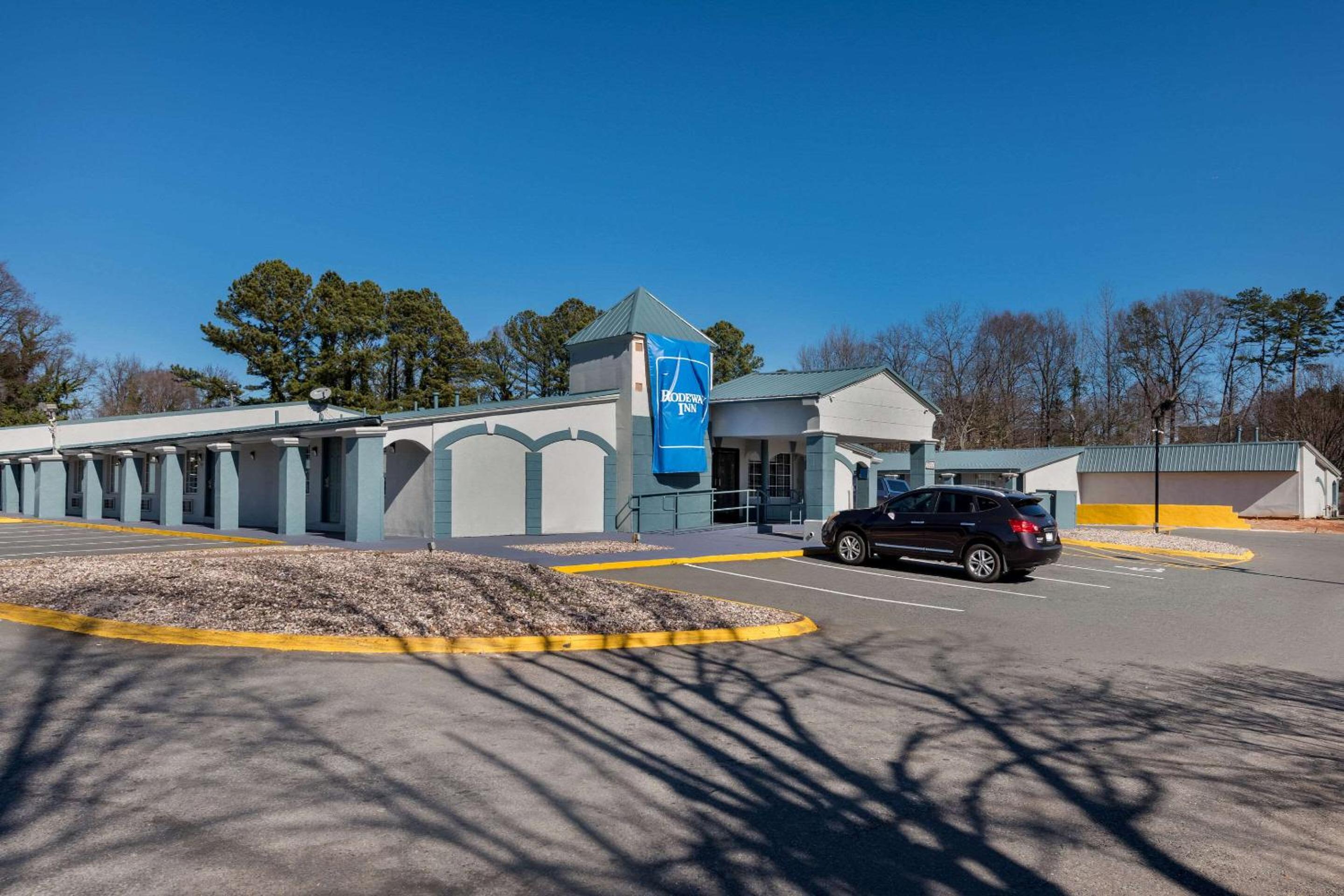 Rodeway Inn Charlotte Airport Area view 3
