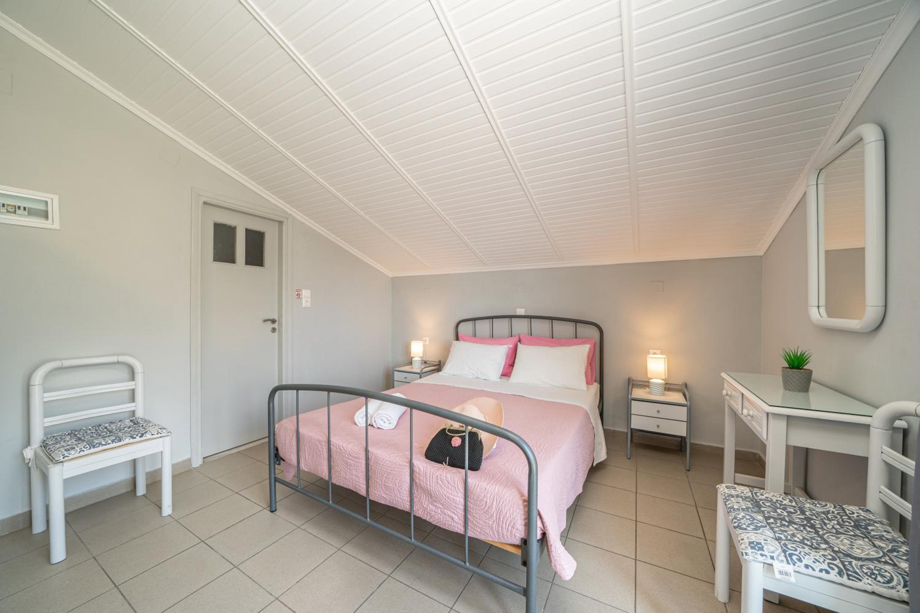 Minas Apartments