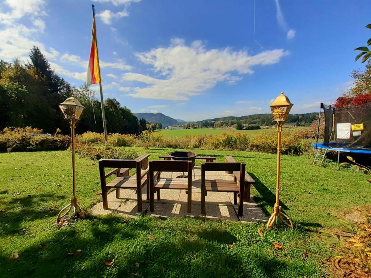 Georgihof im Park