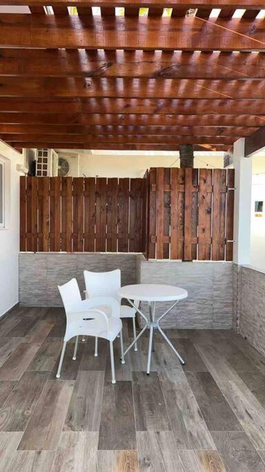 Romantic place savaneta near several beaches