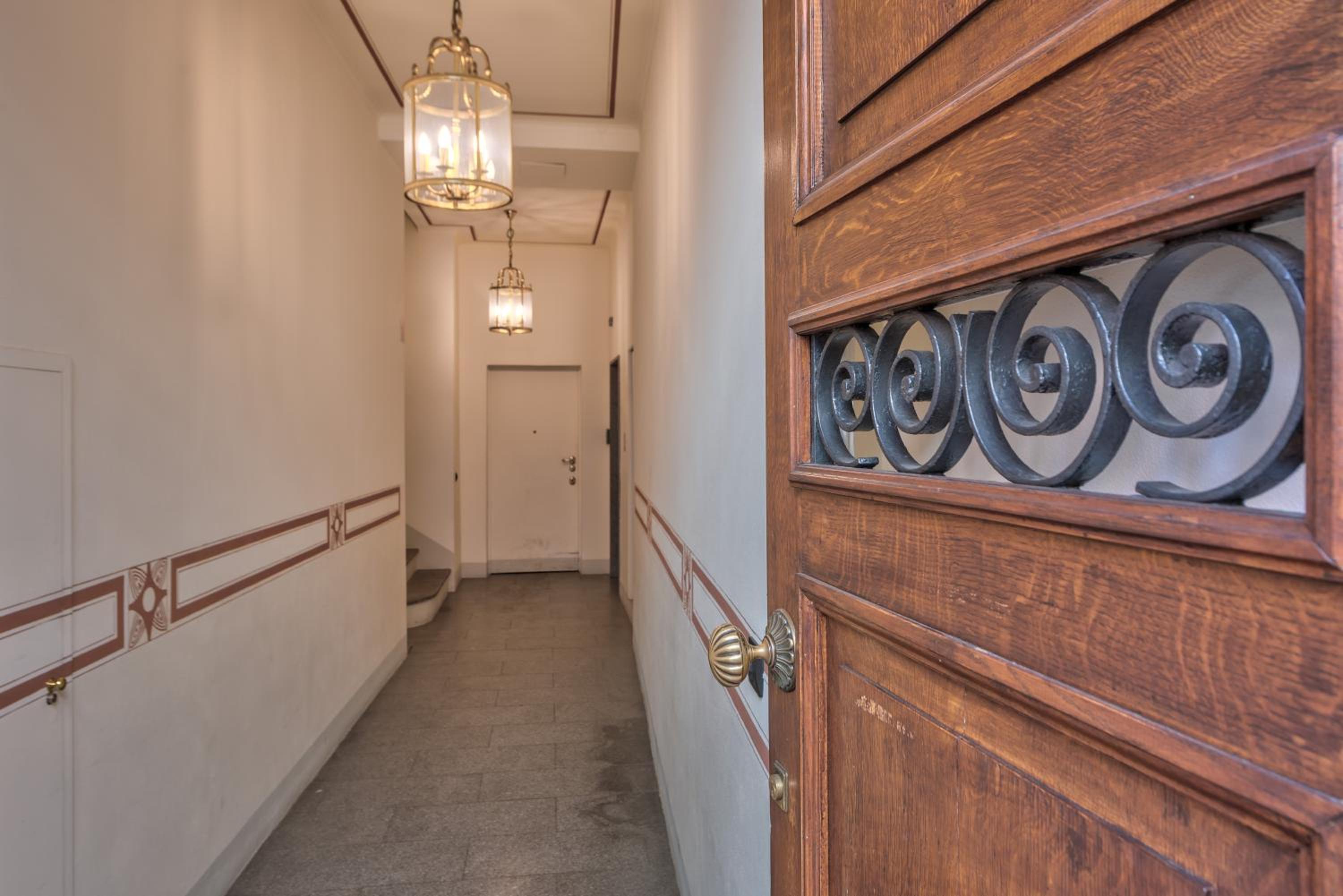 [Duomo-Porta Torre] Penthouse with Private Terrace view 4