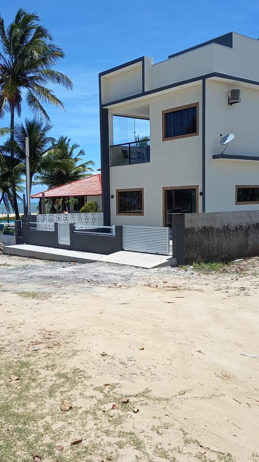Casa de Praia, pé na areia Guaratiba Prado - Bahia