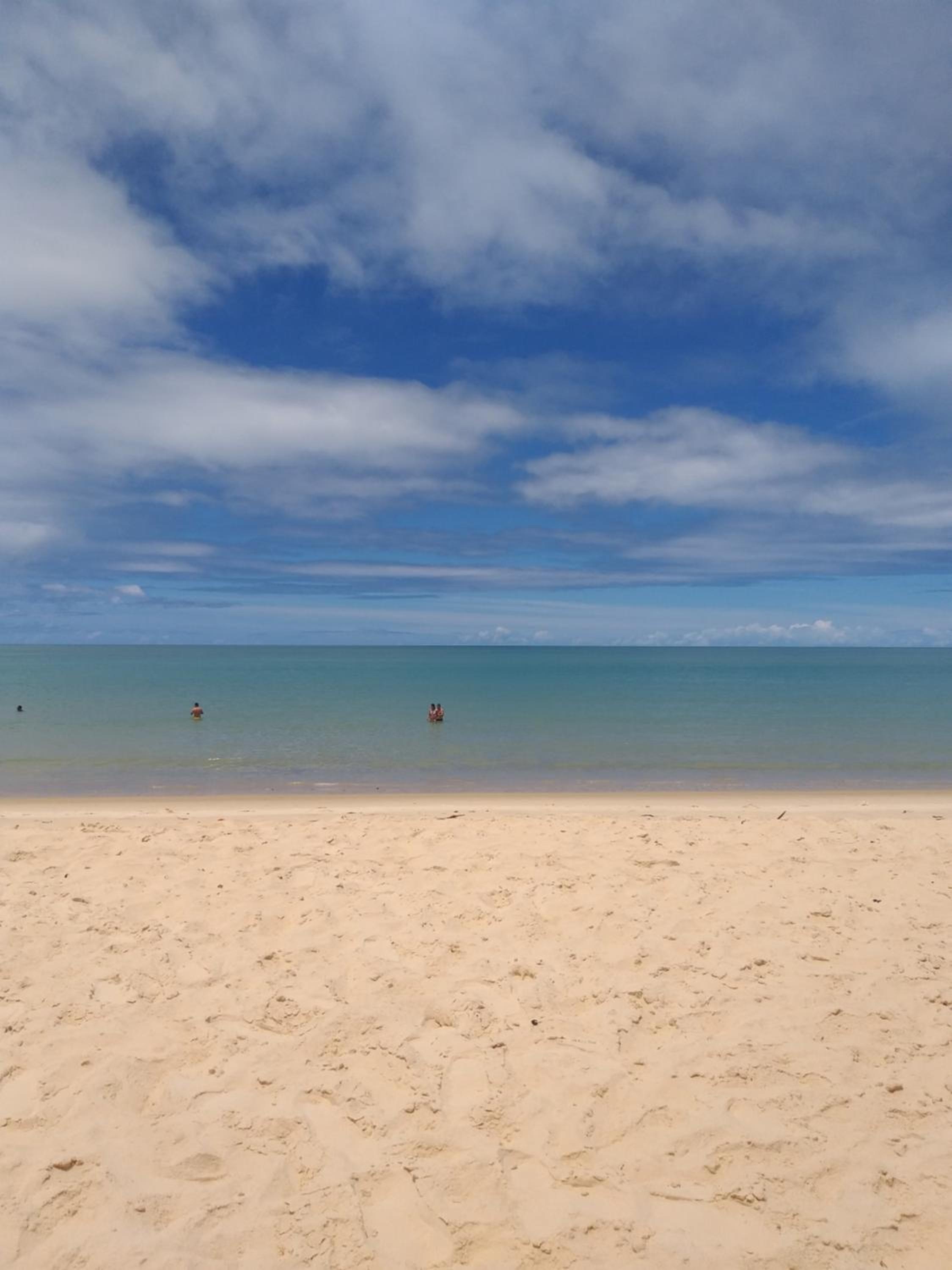Casa de Praia, pé na areia Guaratiba Prado - Bahia