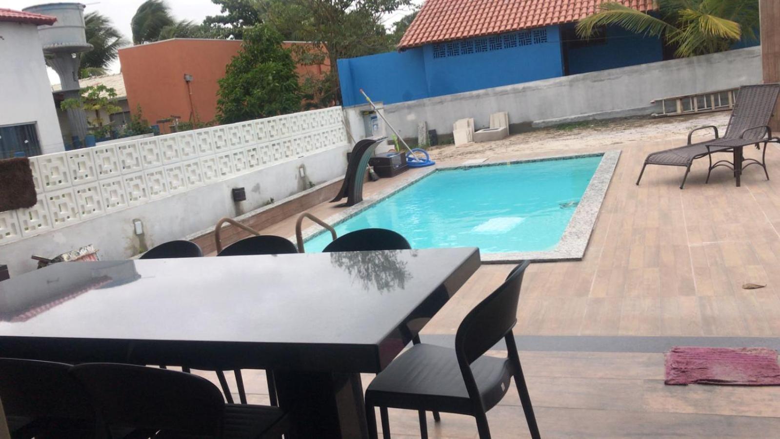Casa de Praia, pé na areia Guaratiba Prado - Bahia