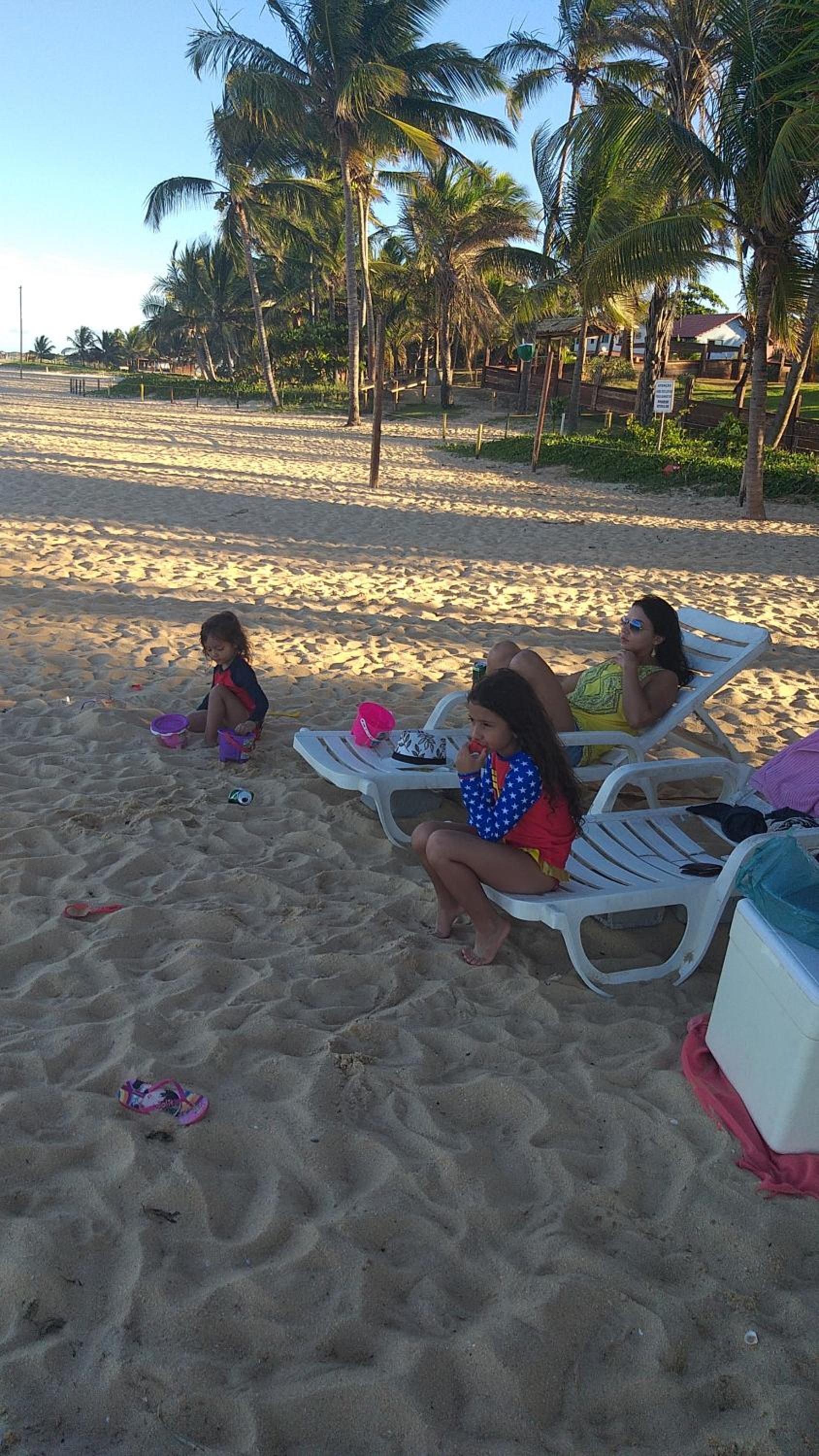 Casa de Praia, pé na areia Guaratiba Prado - Bahia