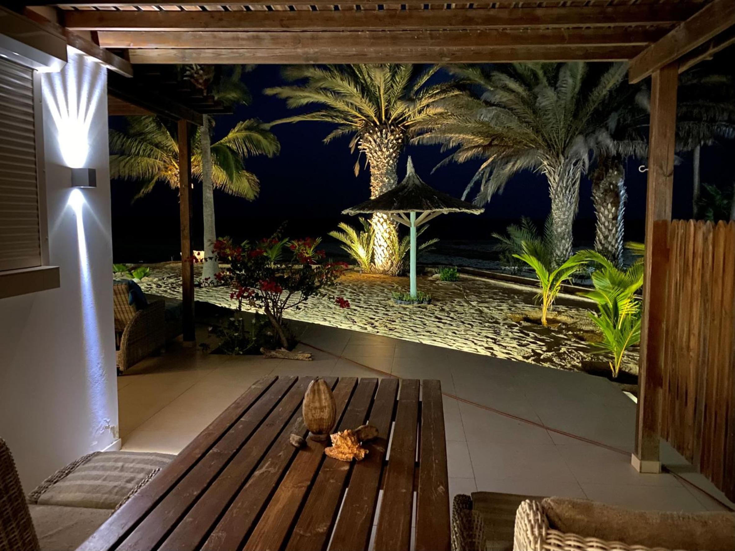 Vila Mare - Praia de Chaves frontline