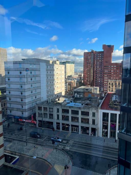 Brand new heart of Birmingham one bedroom view 4