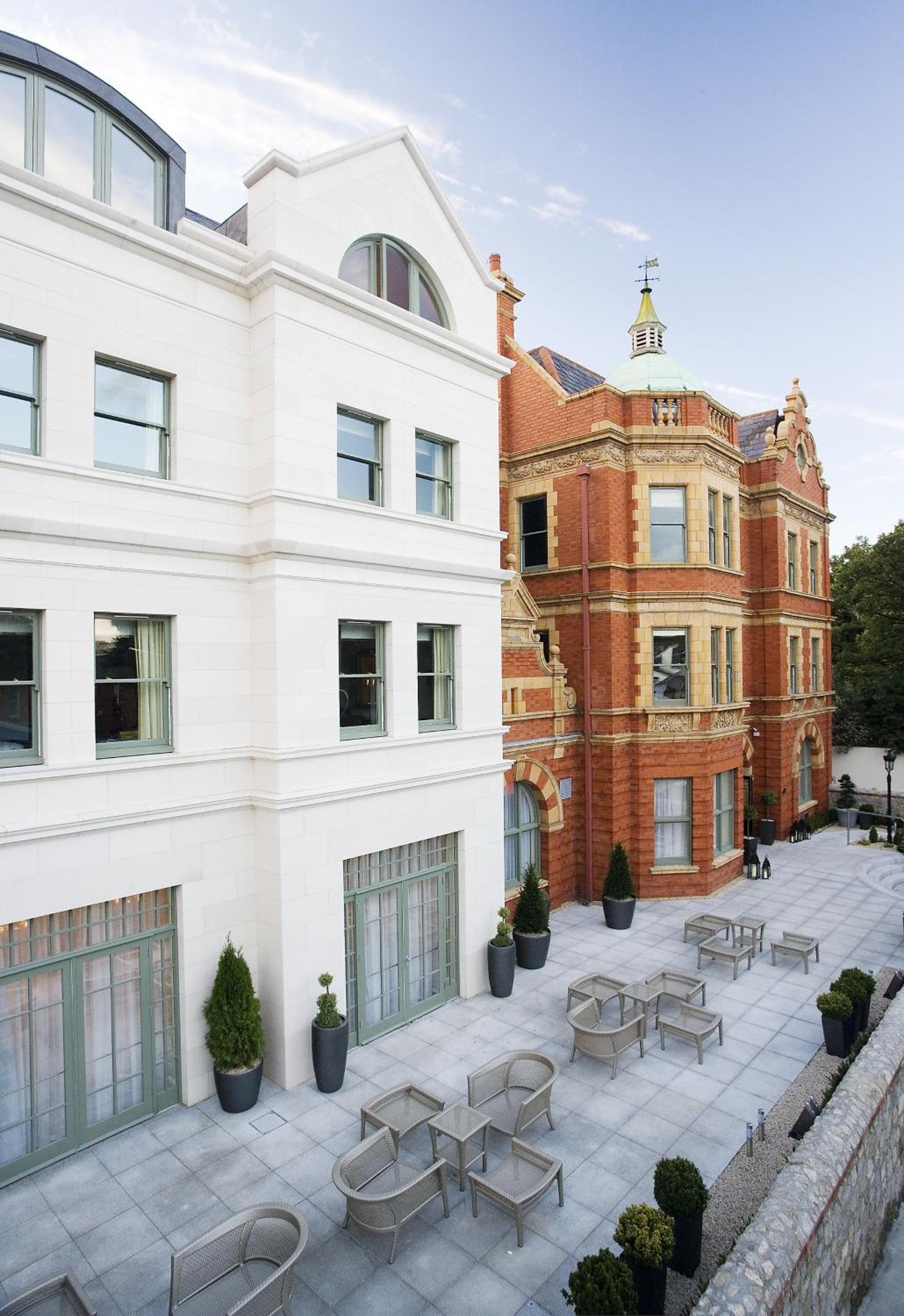 Hotel Dylan - Image 1