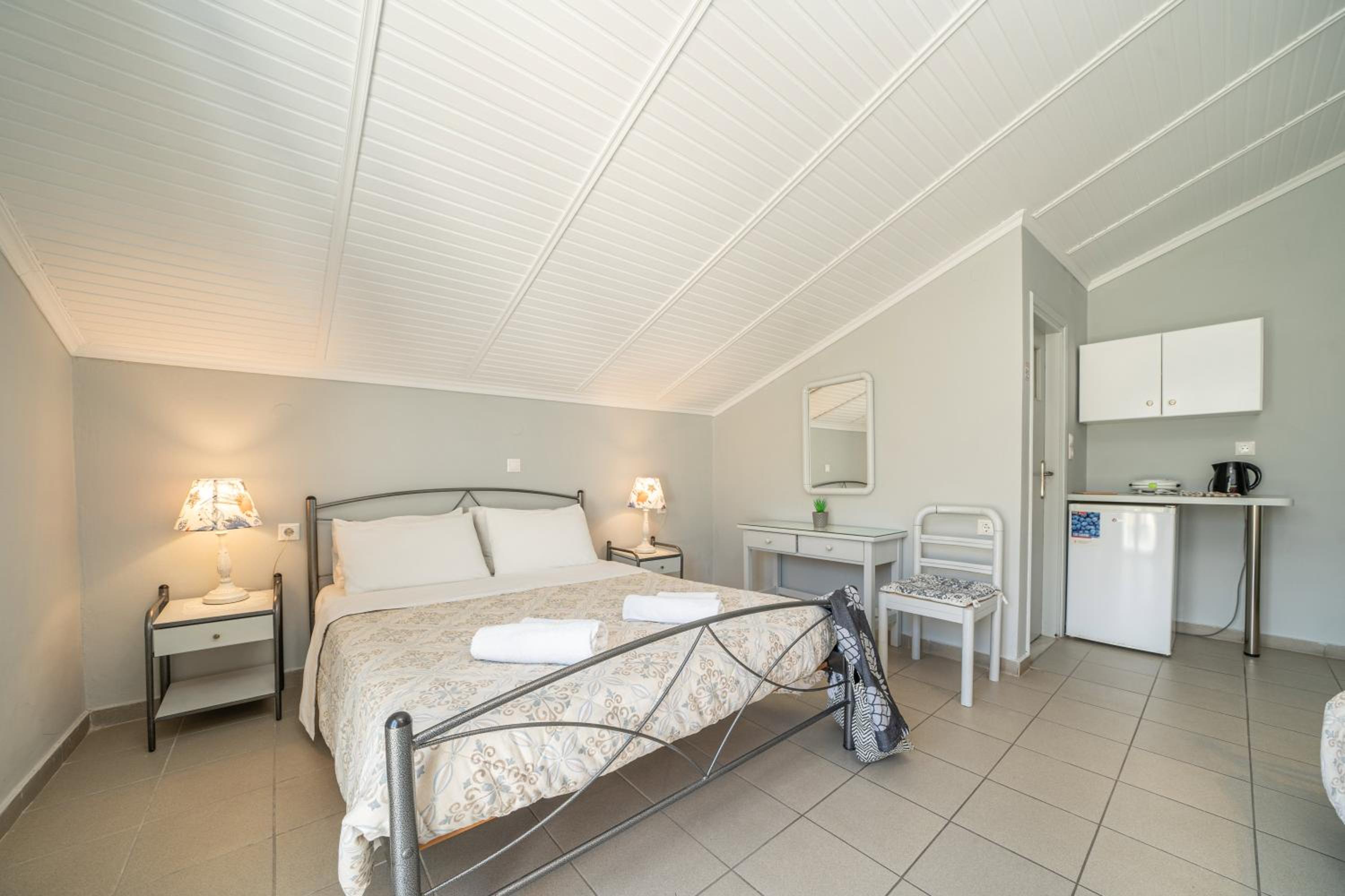 Minas Apartments