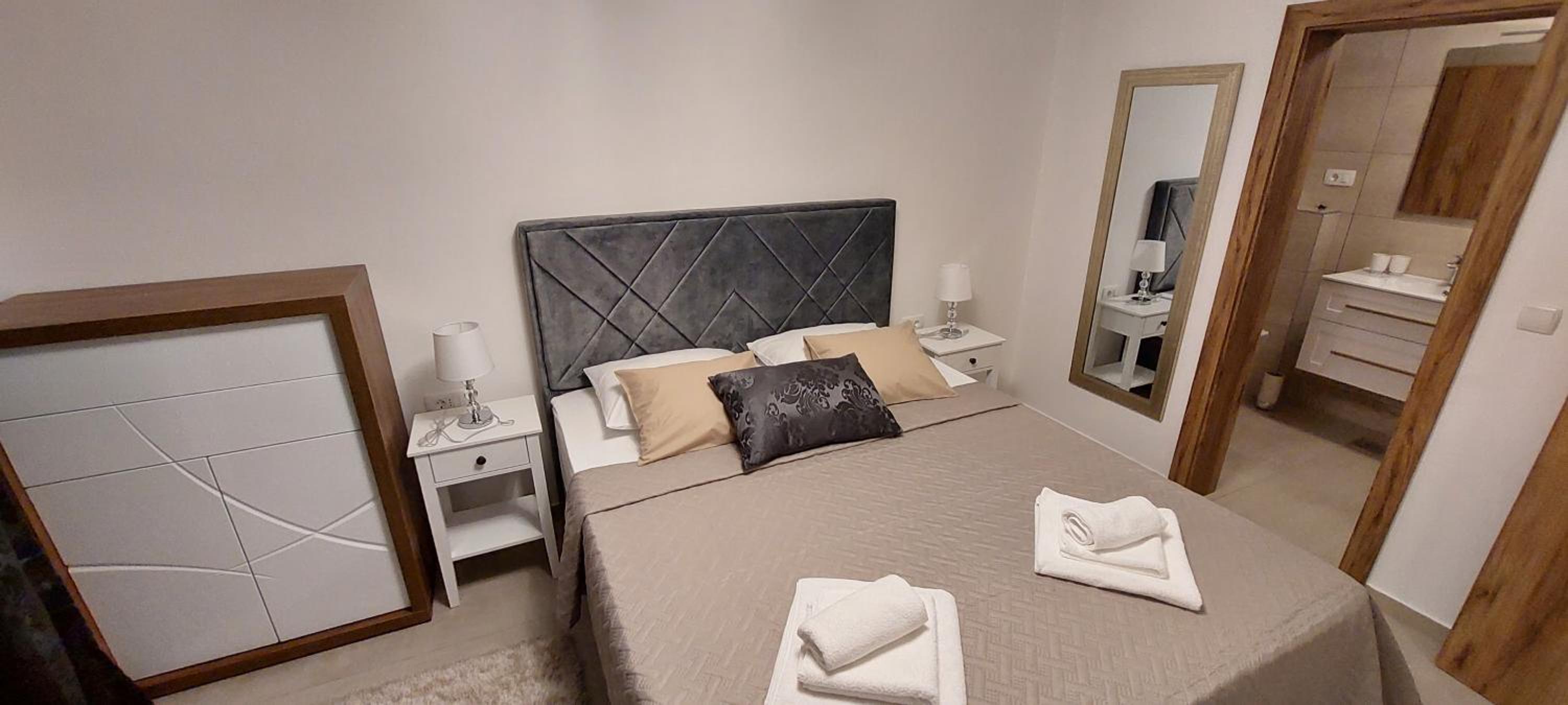 Holiday apartments Cecilija