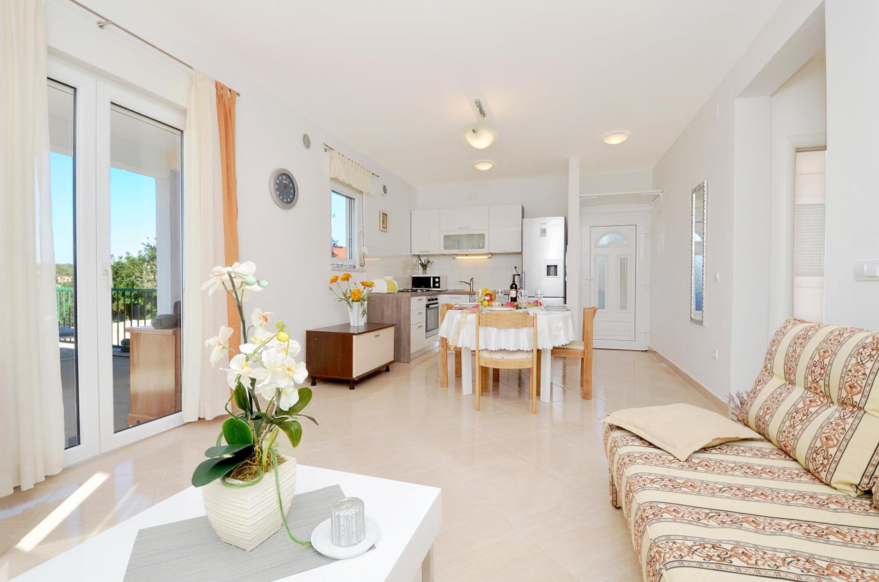 Holiday Home Paradiso