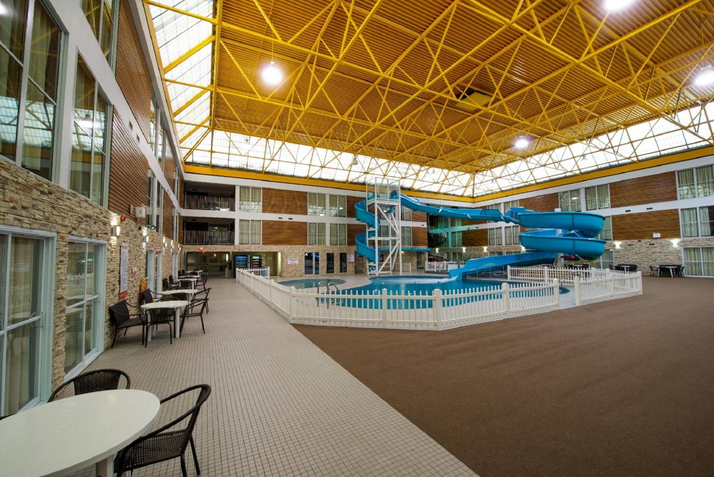 Thunder Bay Vacations - Superior Inn Hotel and Conference Centre Thunder Bay - Property Image 19