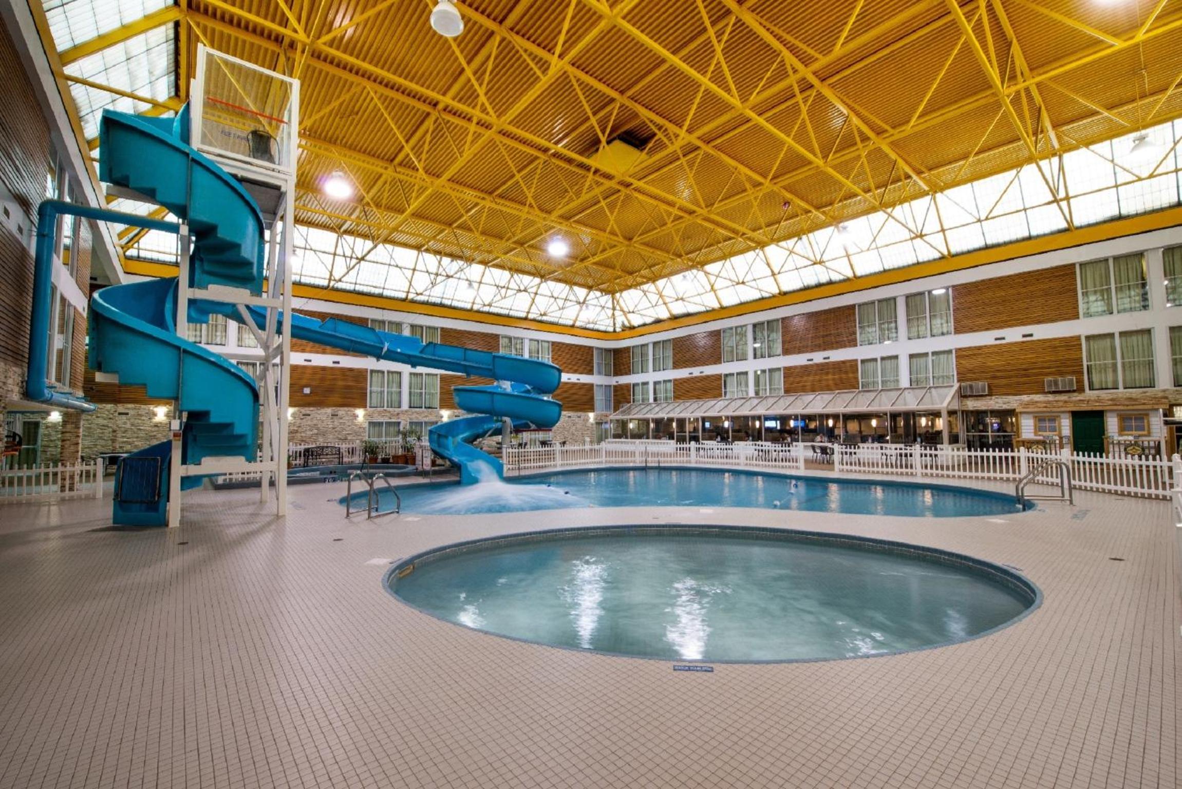 Thunder Bay Vacations - Superior Inn Hotel and Conference Centre Thunder Bay - Property Image 20
