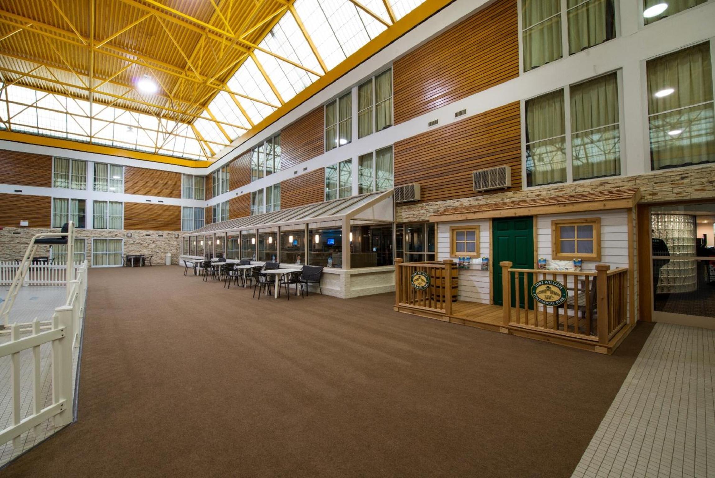 Thunder Bay Vacations - Superior Inn Hotel and Conference Centre Thunder Bay - Property Image 22