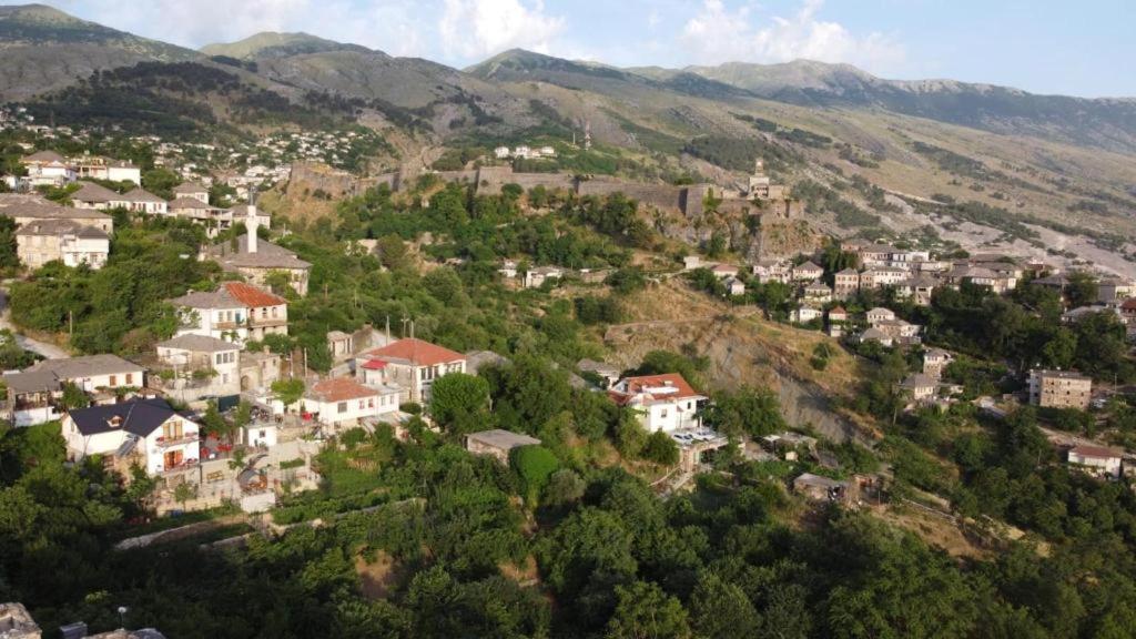 Bixhaku GuestHouse