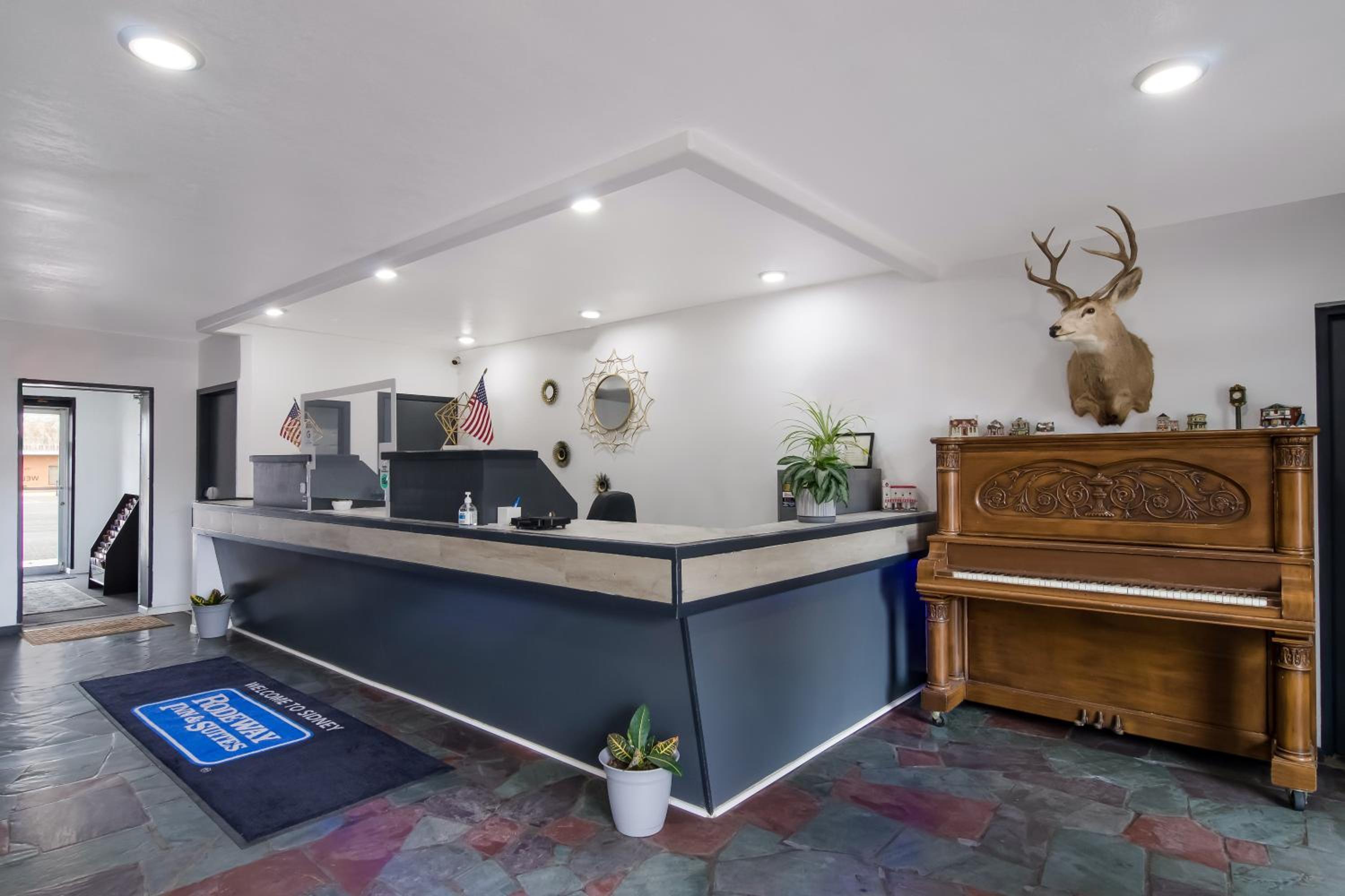 Rodeway Inn & Suites Sidney Historic Downtown I-80