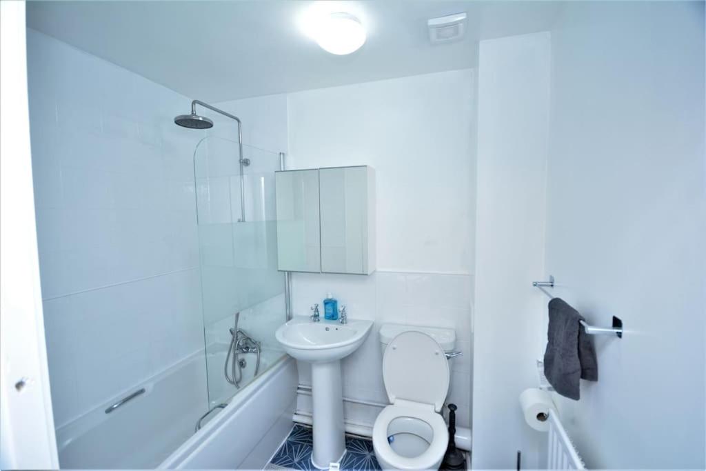 Spacious Two-Bedroom Apartment