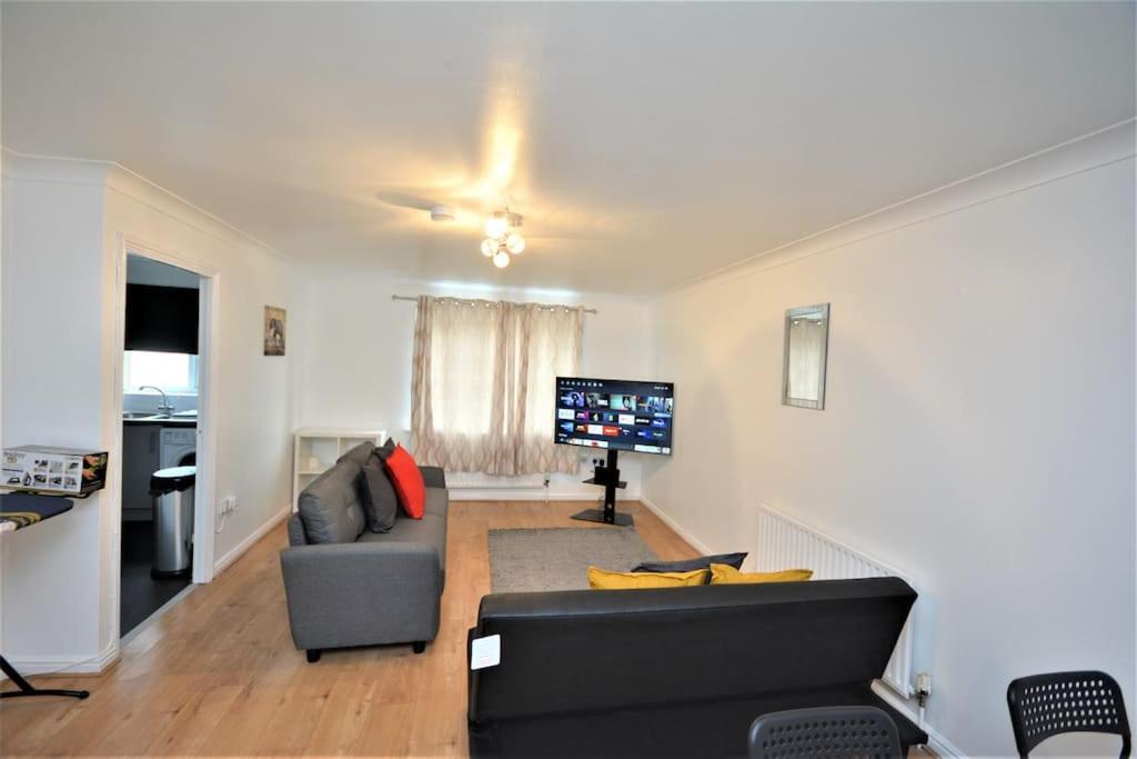 Spacious Two-Bedroom Apartment